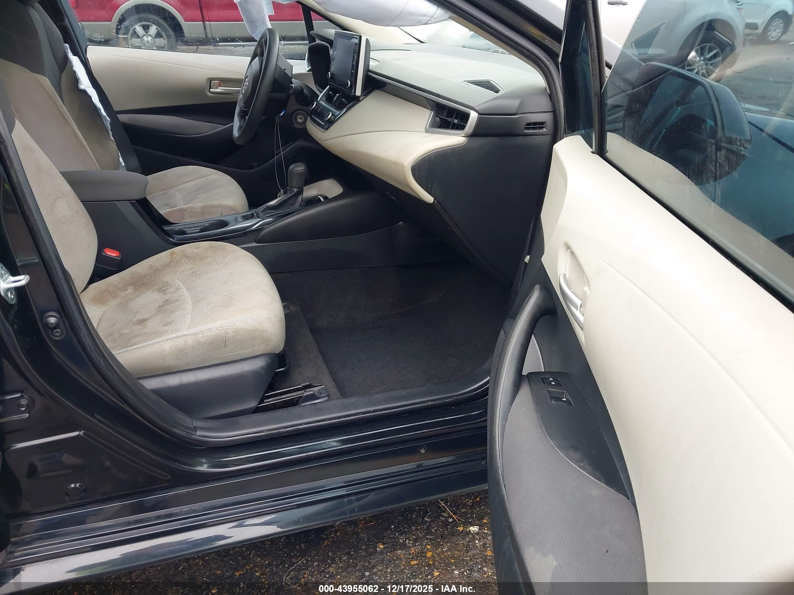 TOYOTA COROLLA image 5