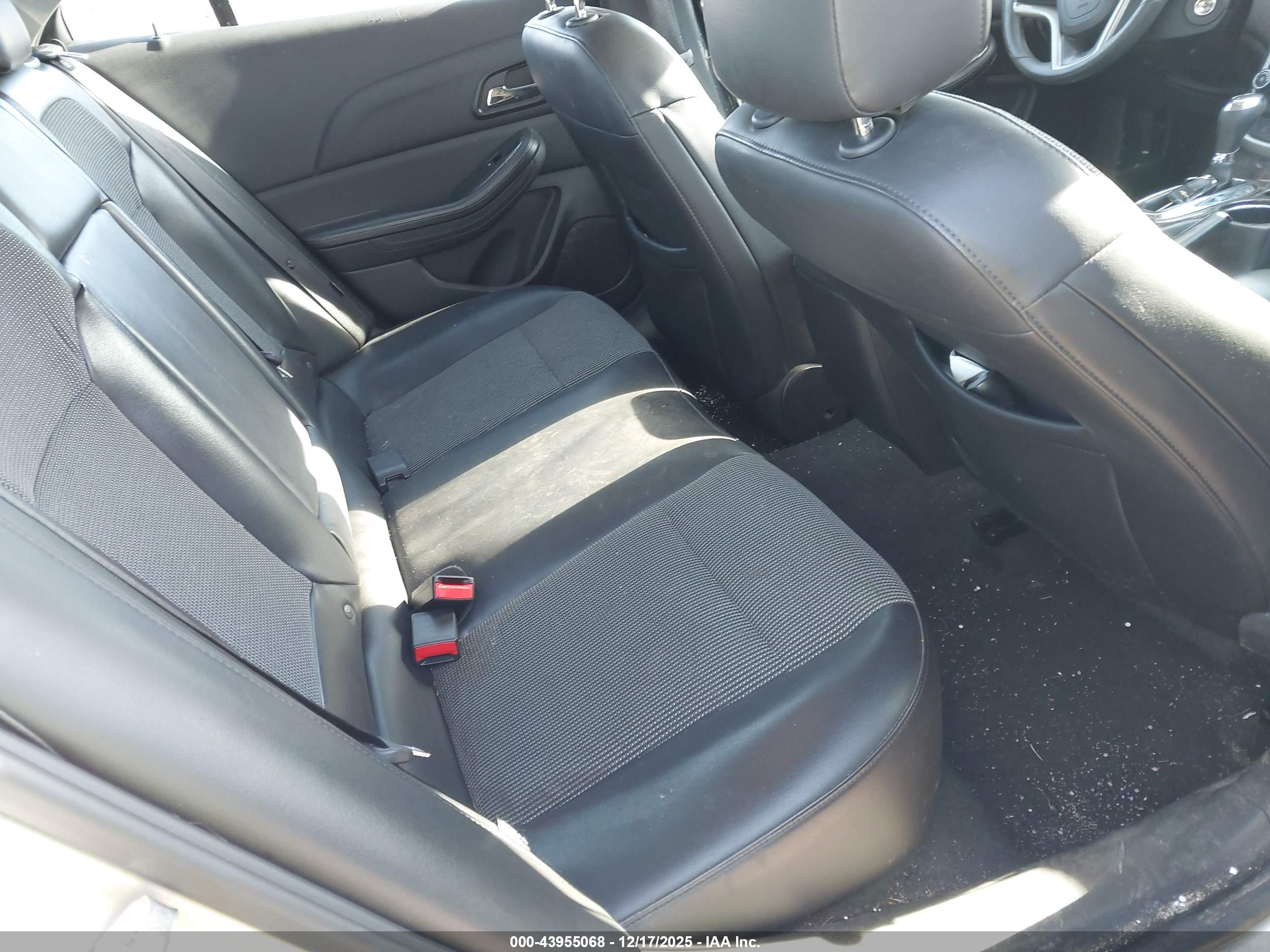 CHEVROLET MALIBU image 8