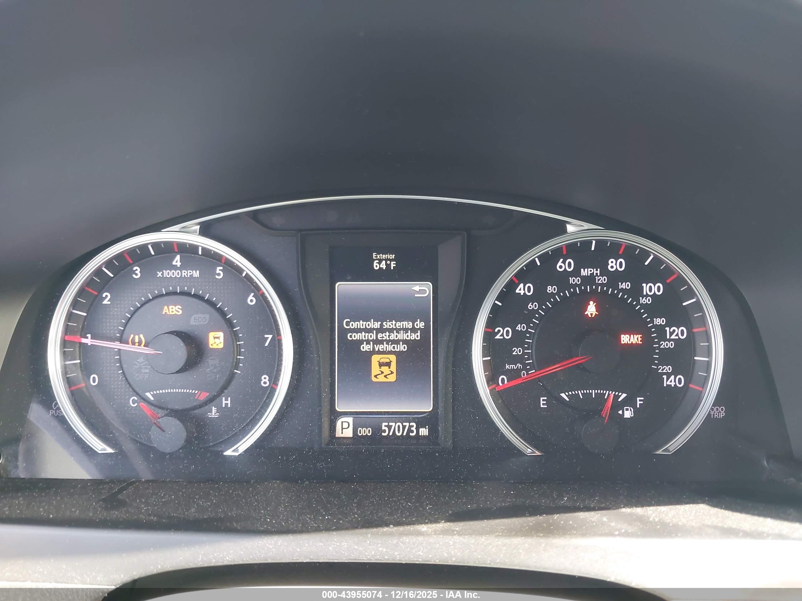 TOYOTA CAMRY image 7