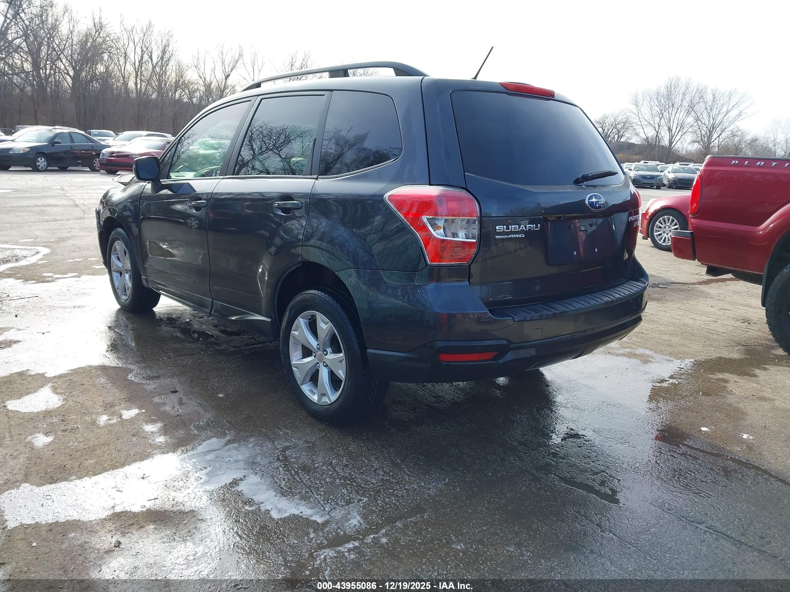 SUBARU FORESTER image 3