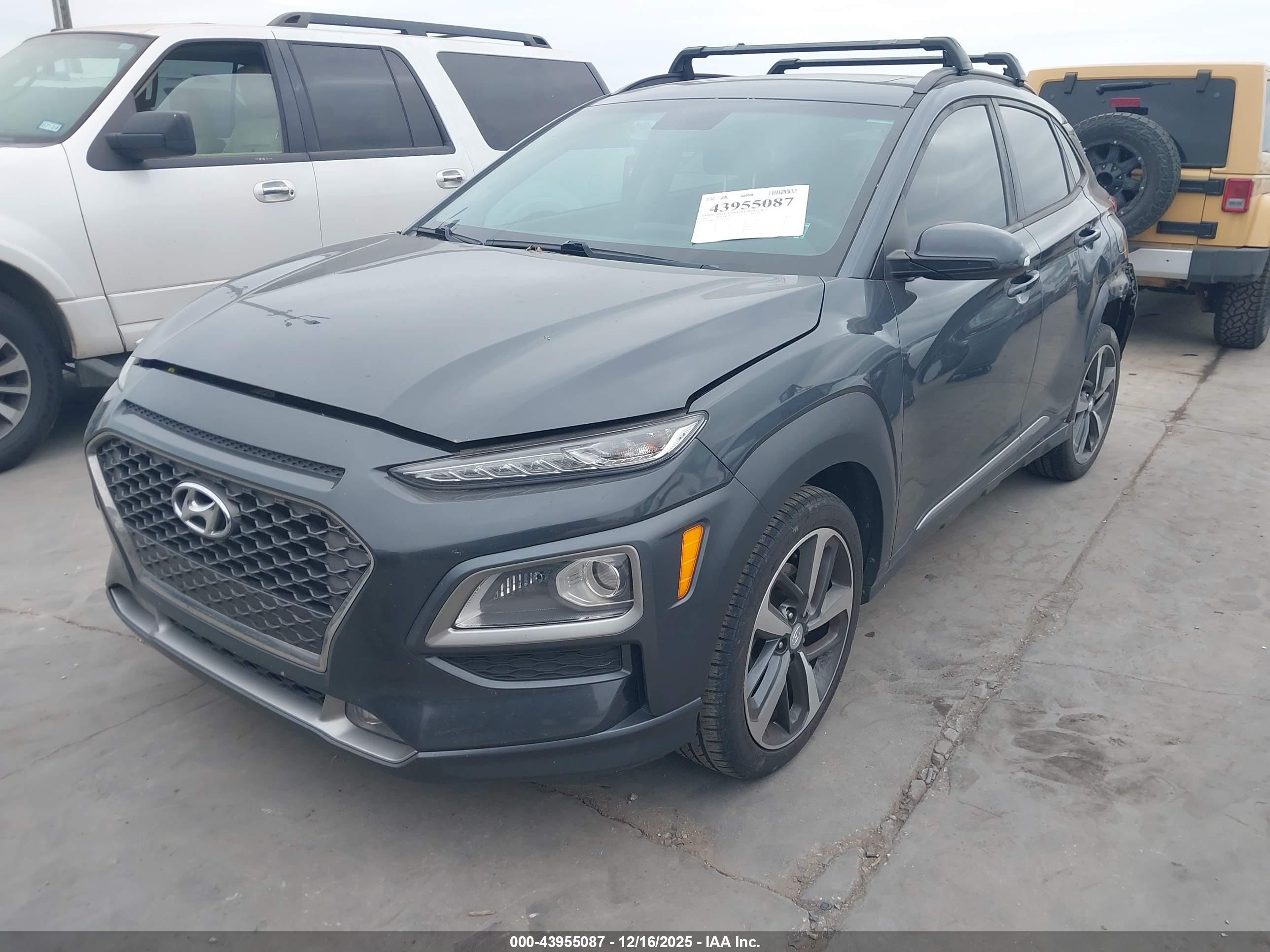 HYUNDAI KONA image 2