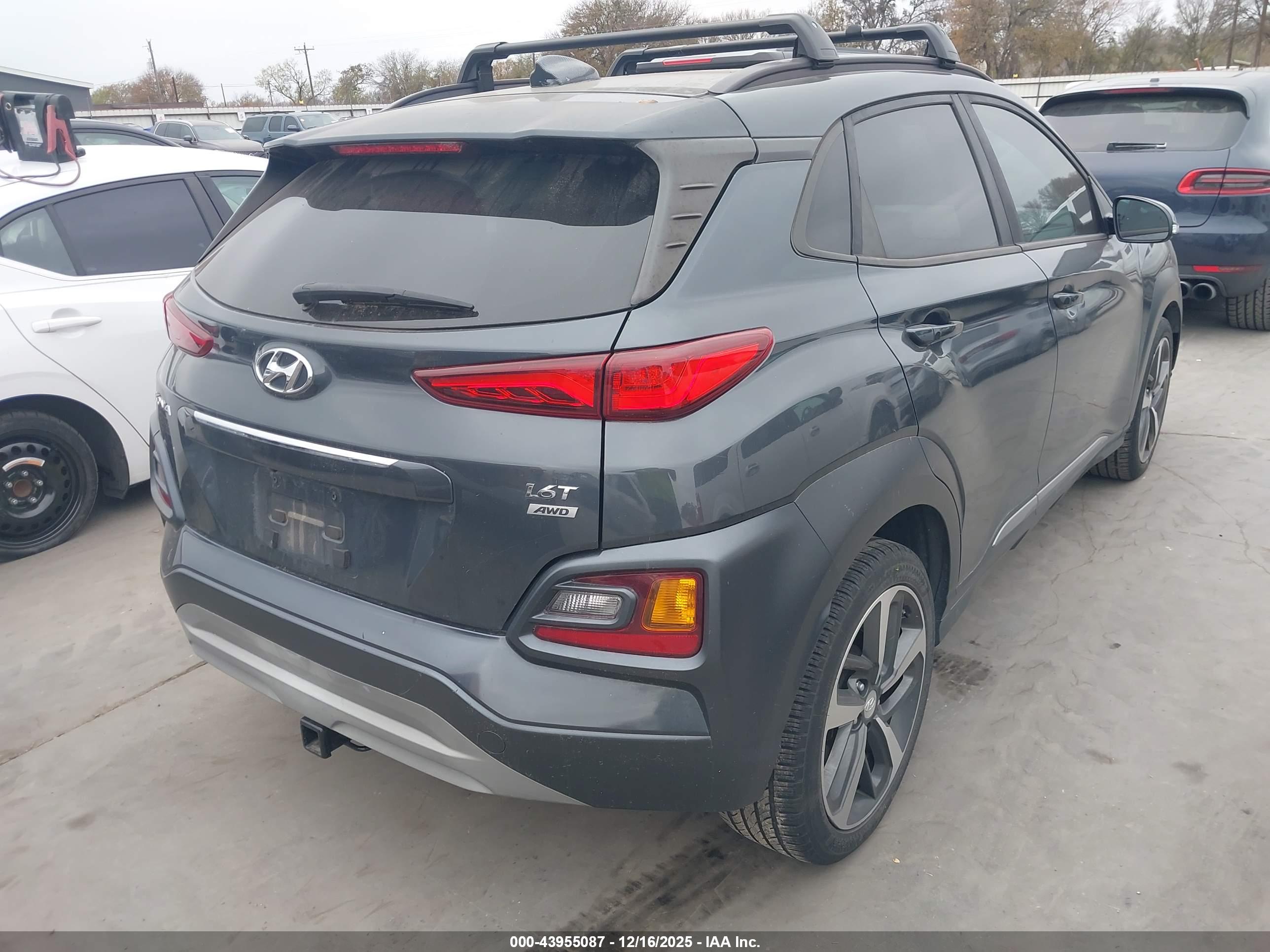 HYUNDAI KONA image 4