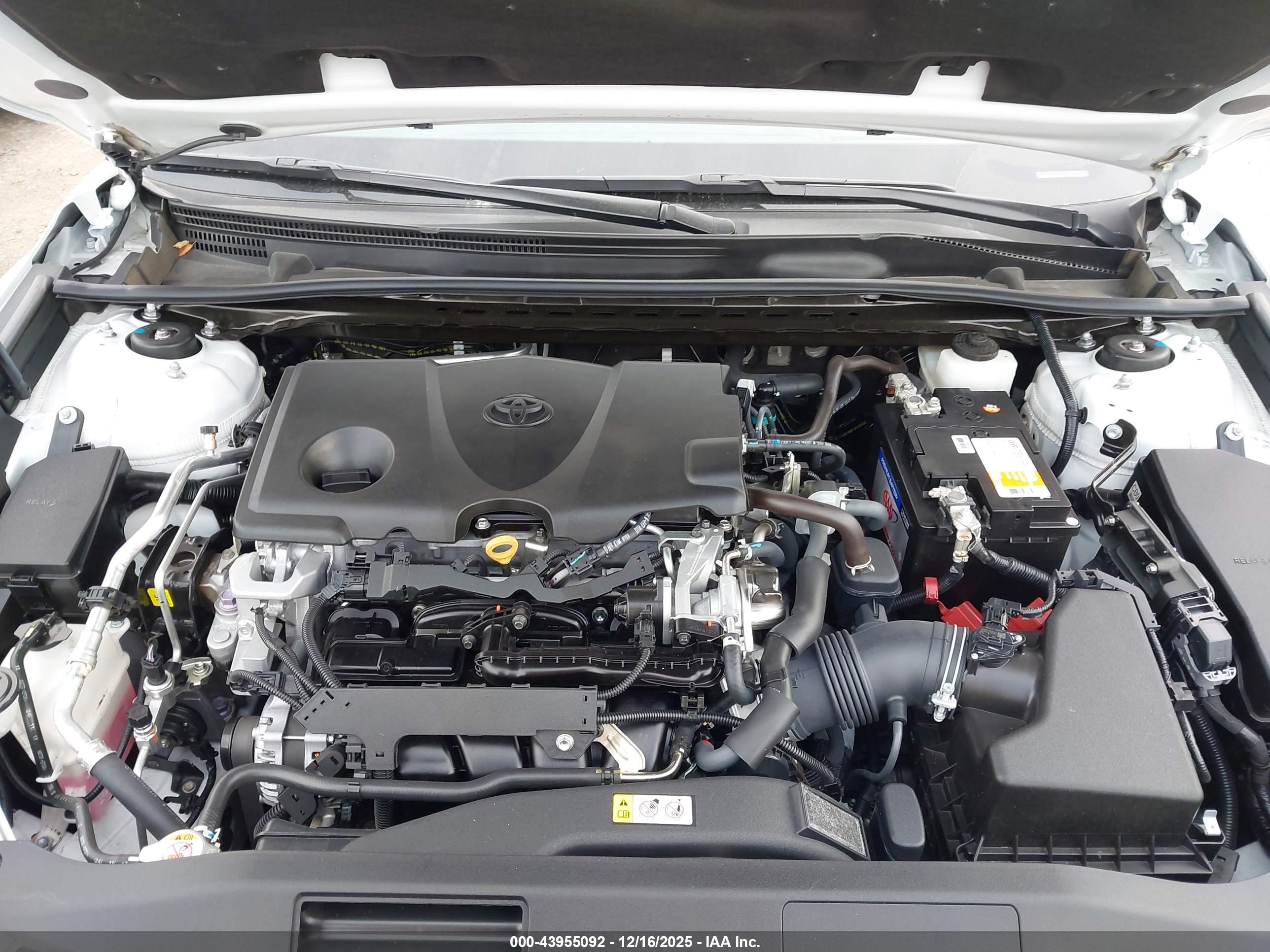 TOYOTA CAMRY image 10