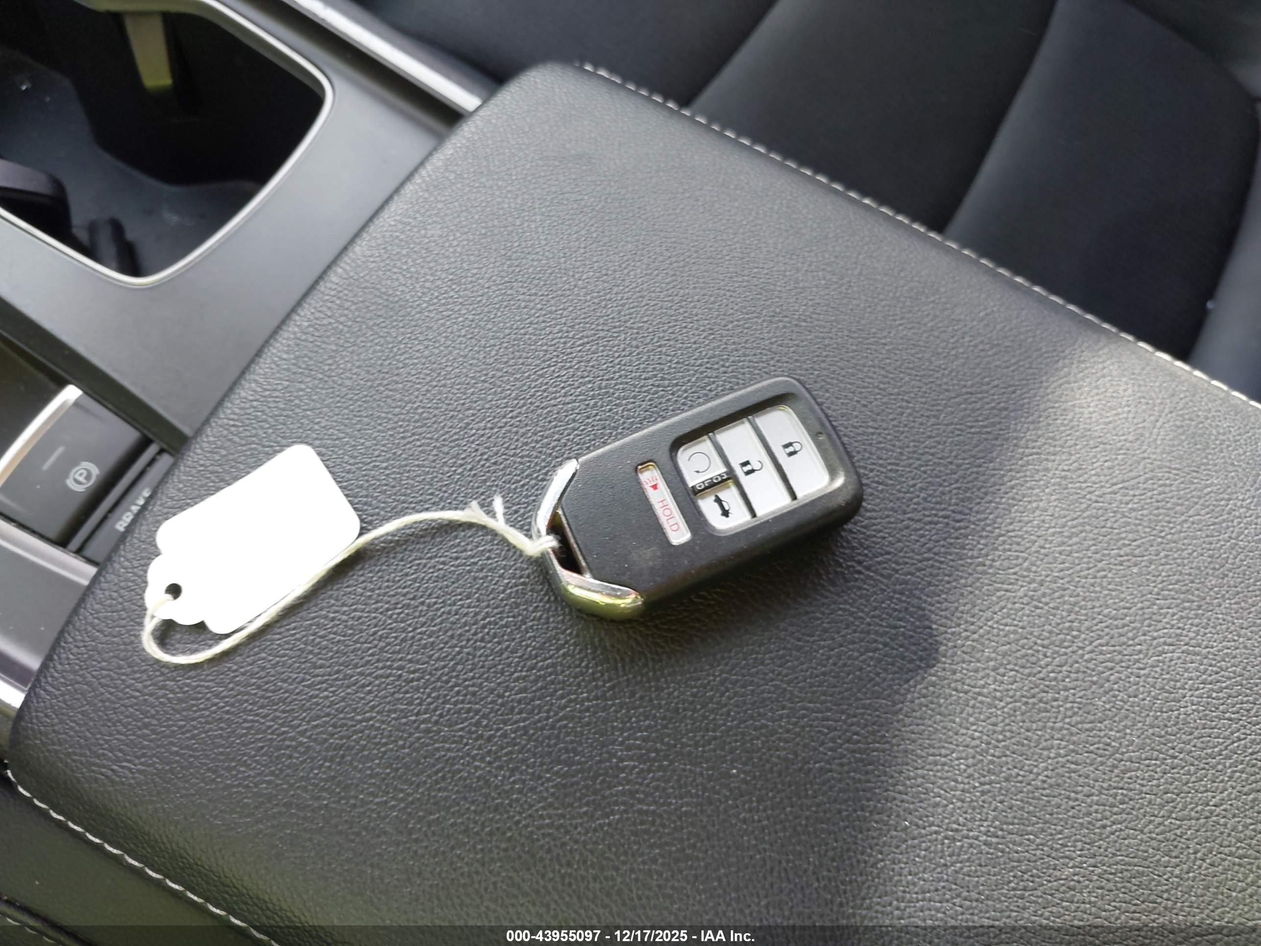 HONDA ACCORD image 11