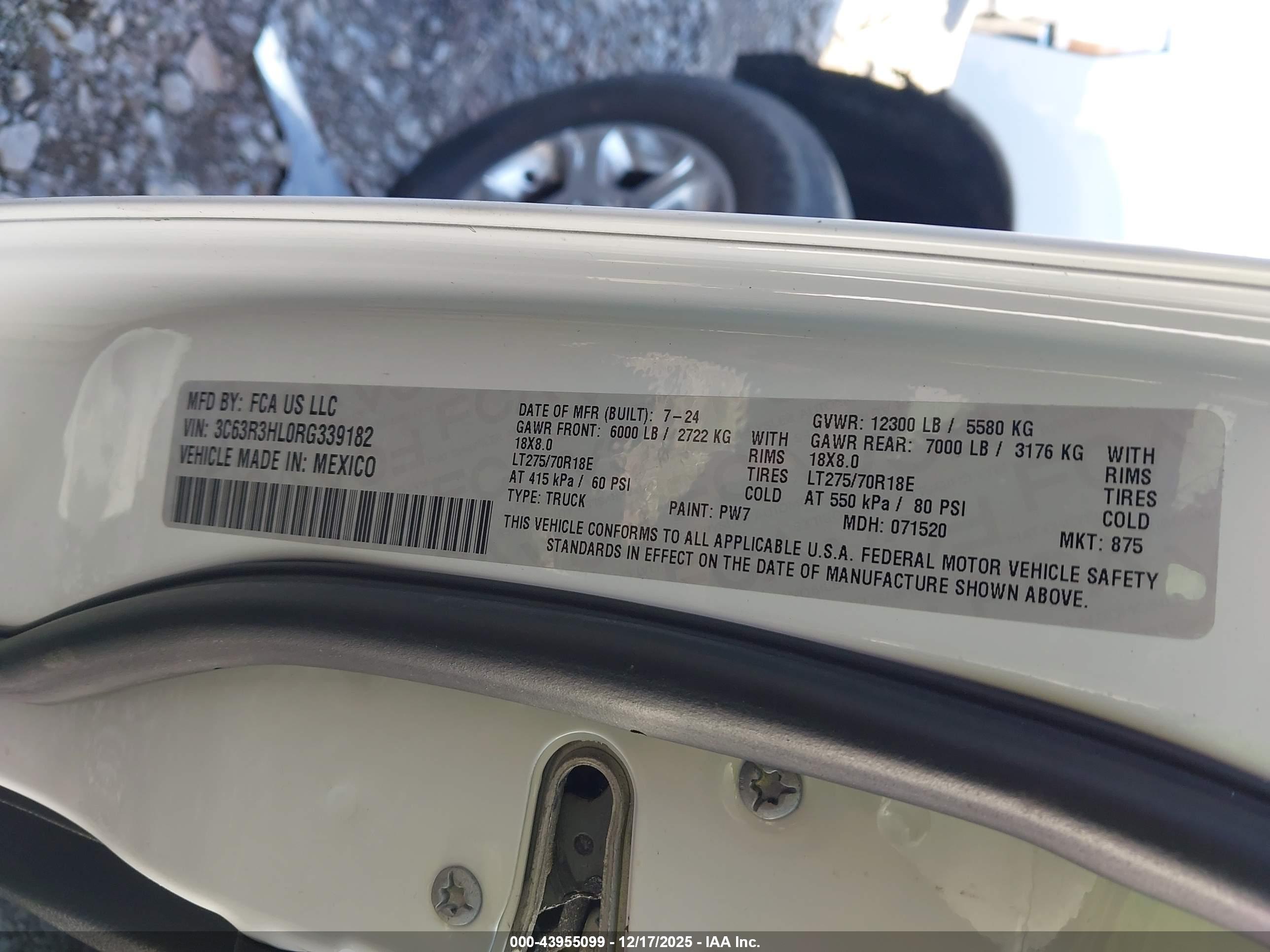 RAM 3500 image 9