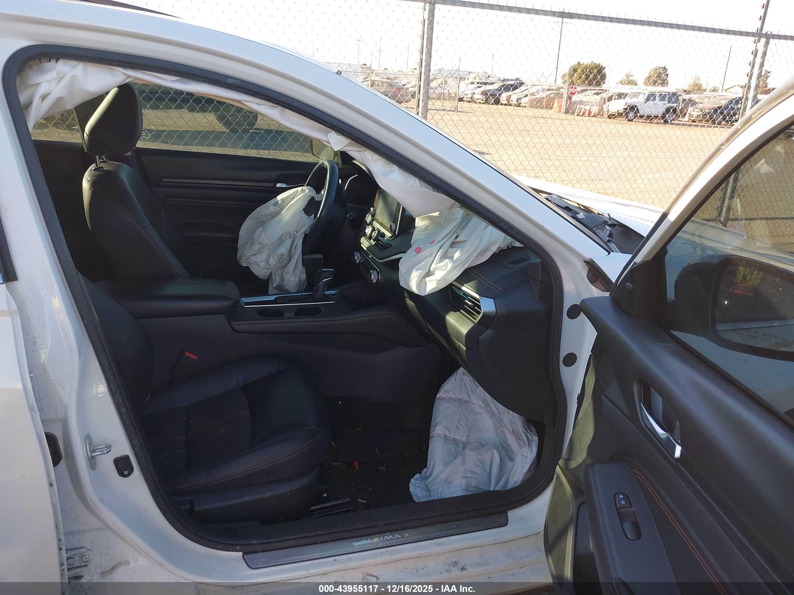 NISSAN ALTIMA image 5