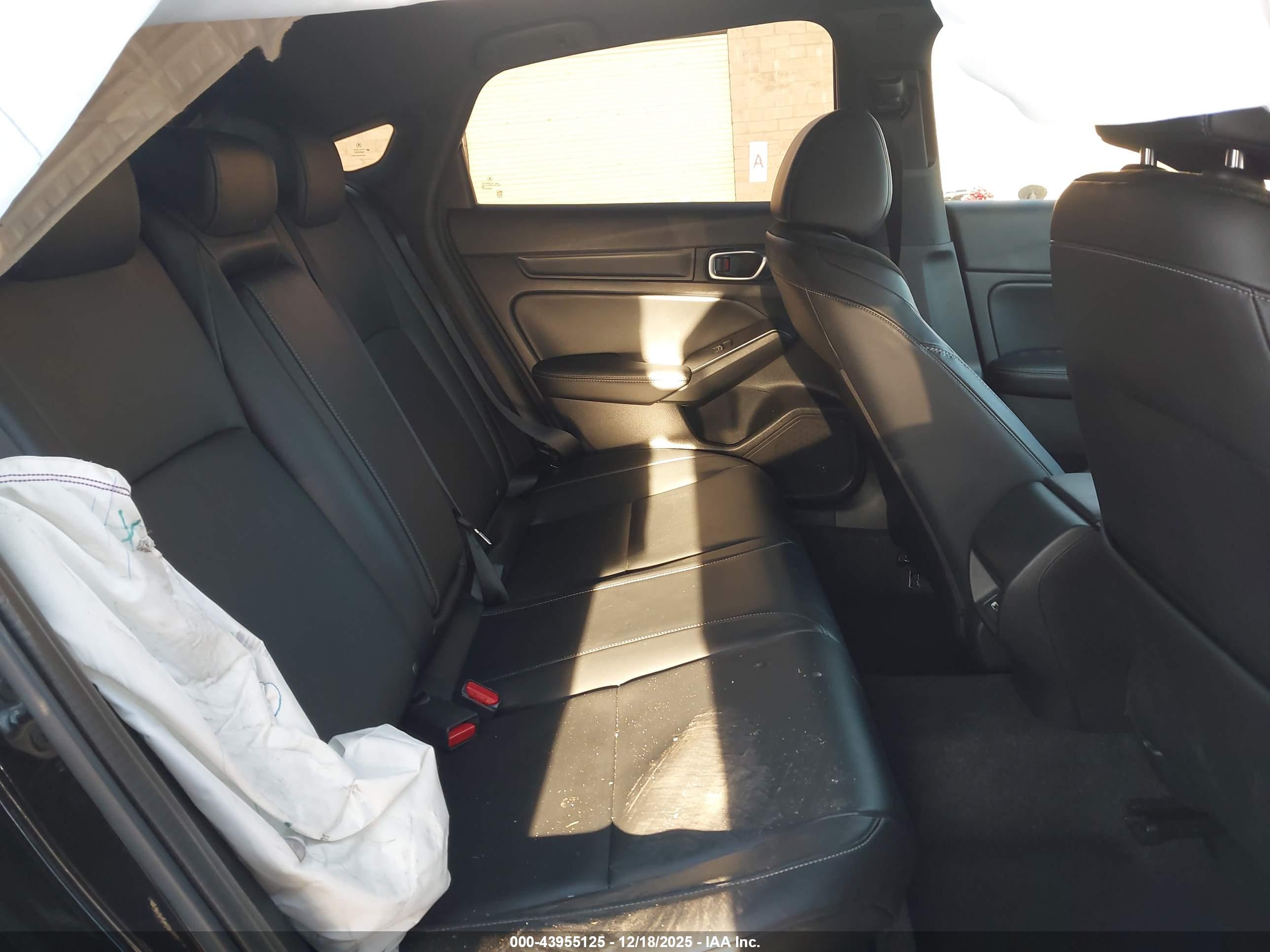ACURA INTEGRA image 8