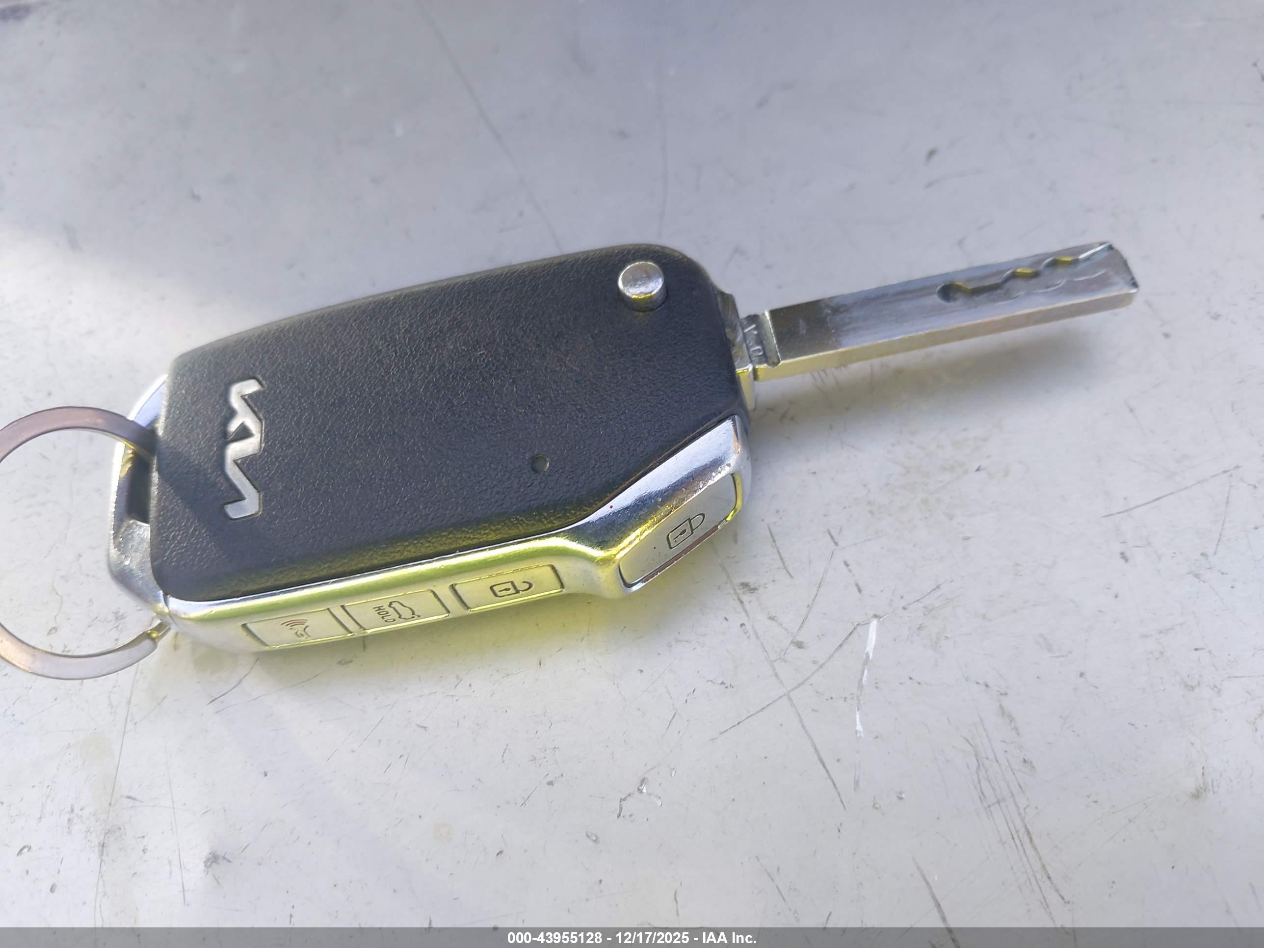 KIA FORTE image 11