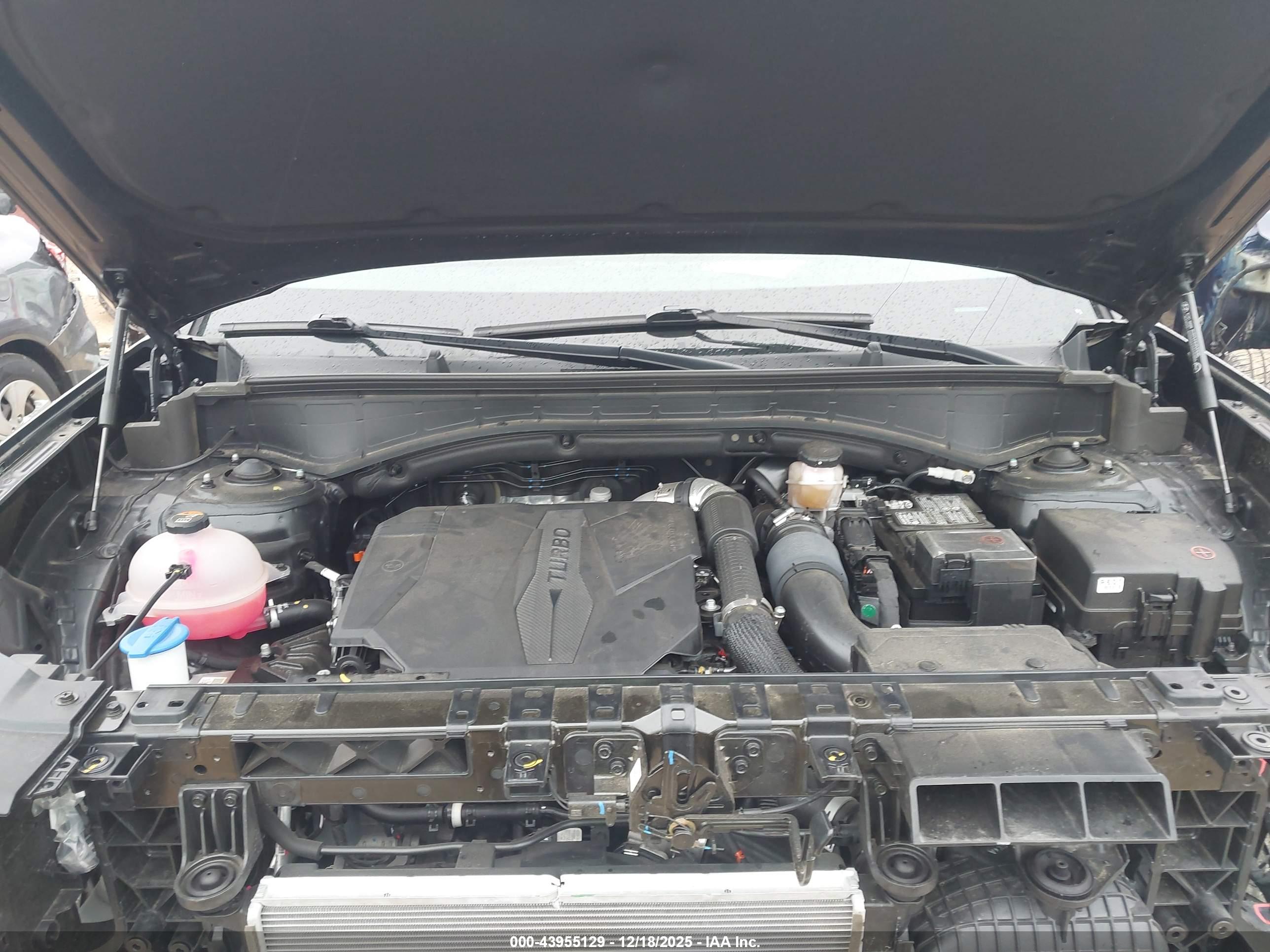 HYUNDAI SANTA image 10