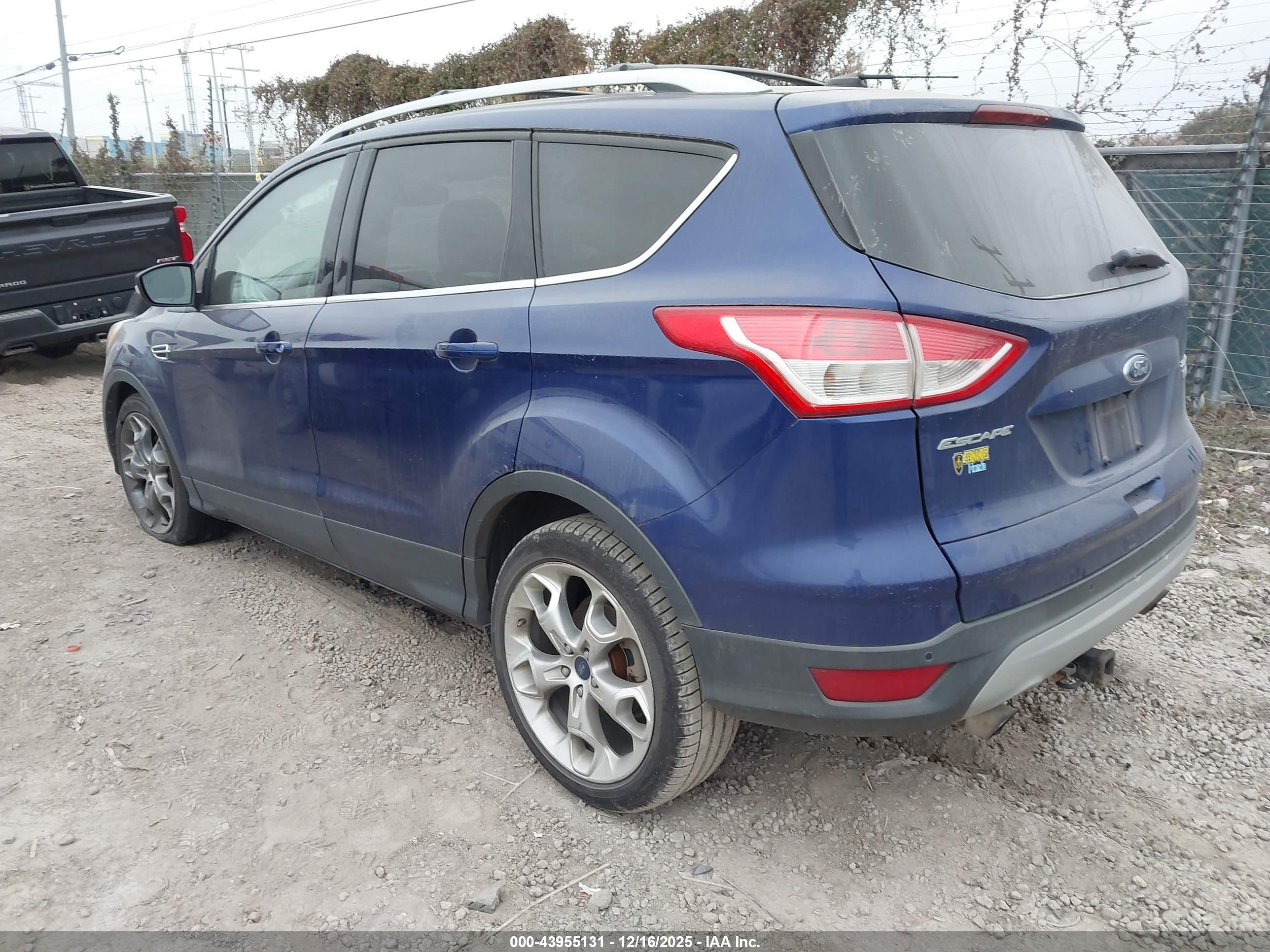 FORD ESCAPE image 3
