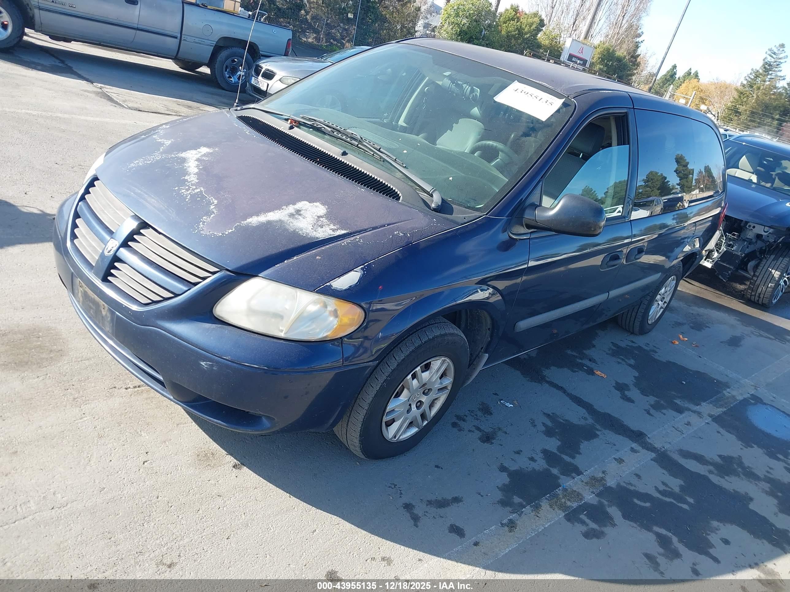 DODGE GRAND image 2