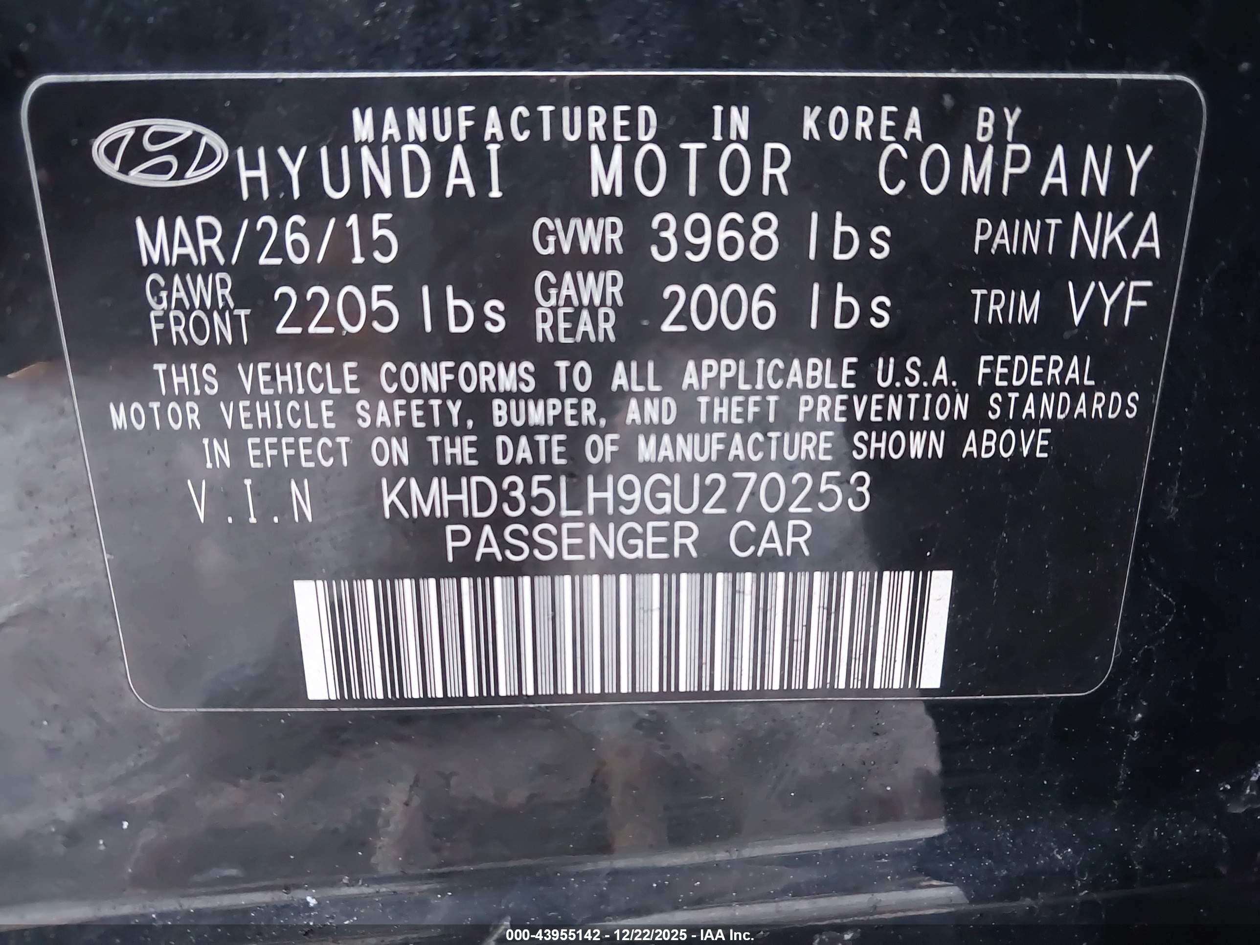 HYUNDAI ELANTRA image 9