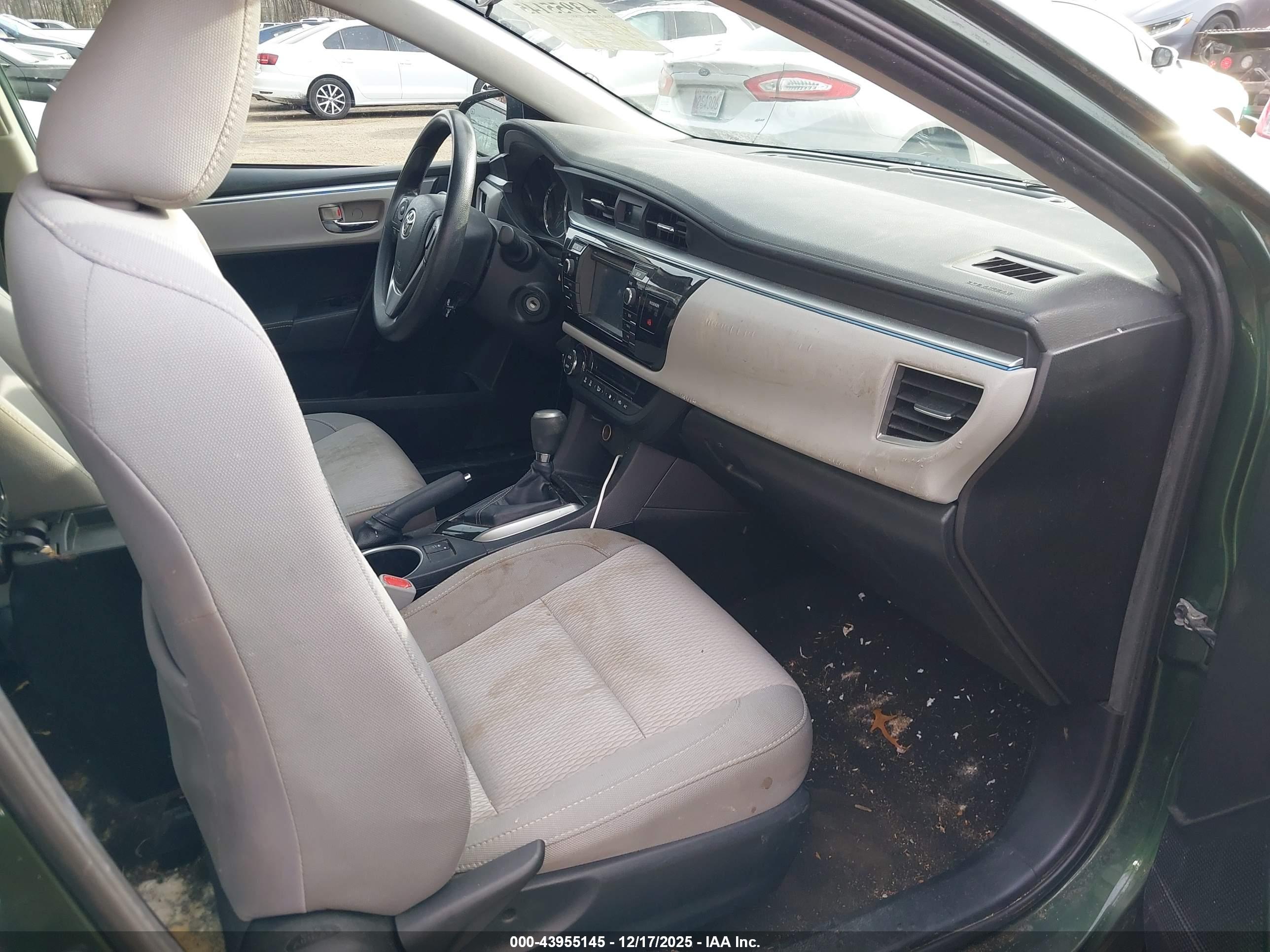 TOYOTA COROLLA image 5