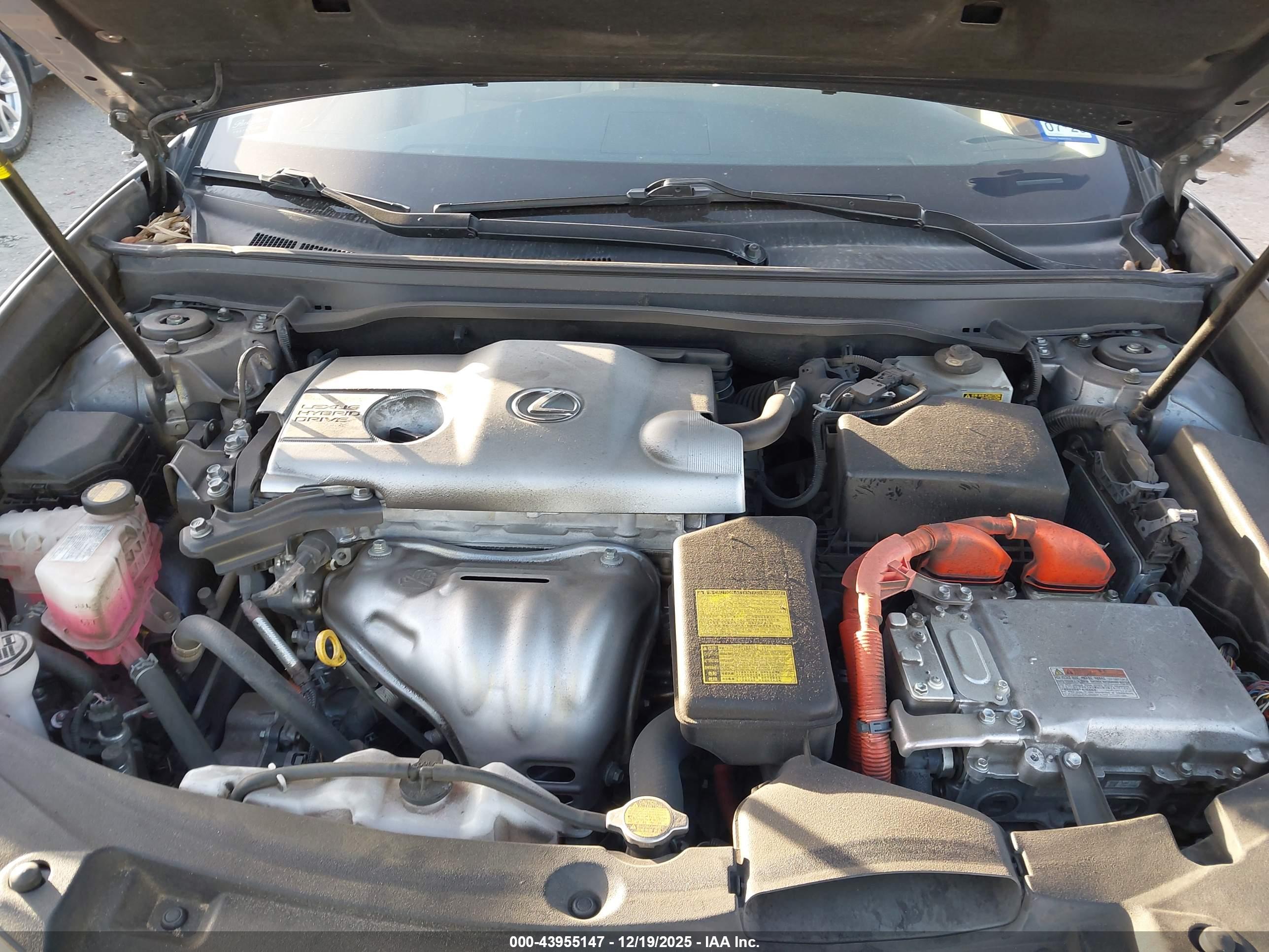 LEXUS ES image 10