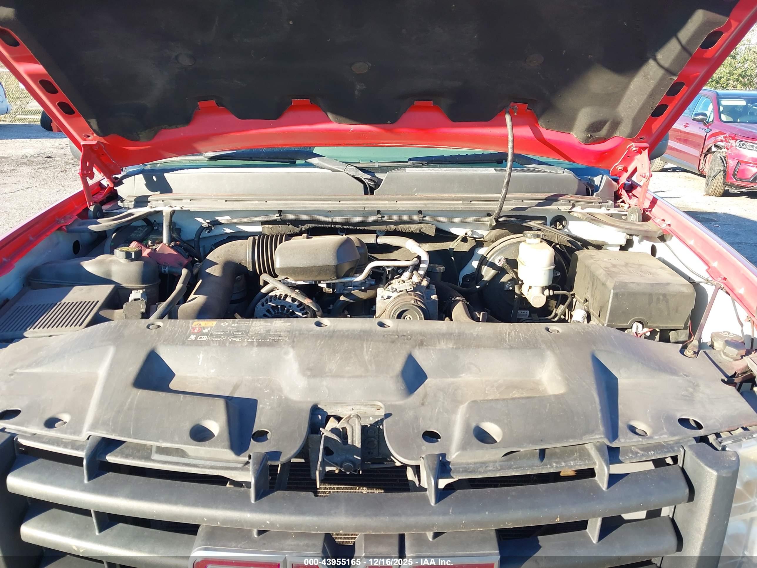 GMC SIERRA image 10