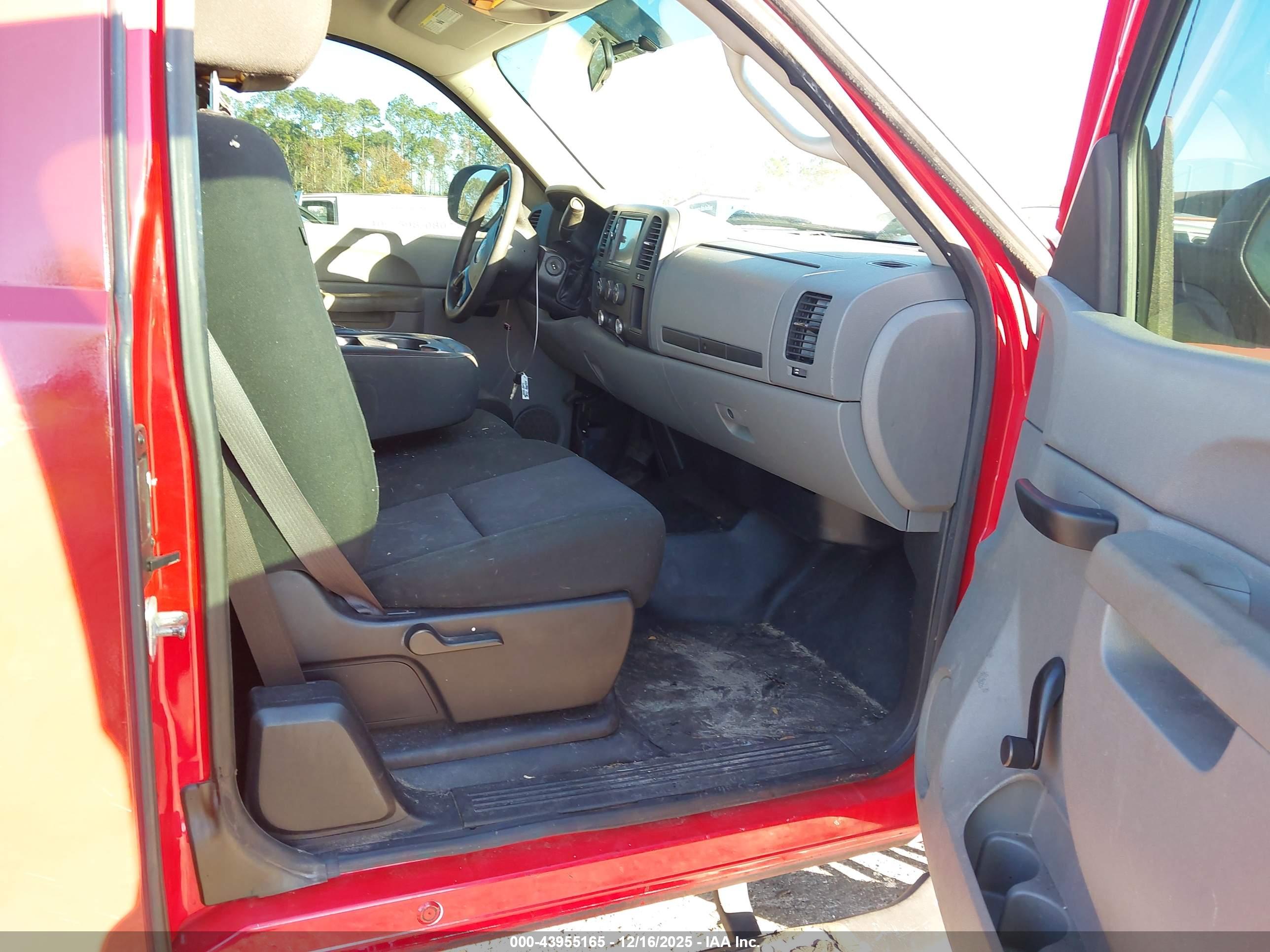 GMC SIERRA image 5