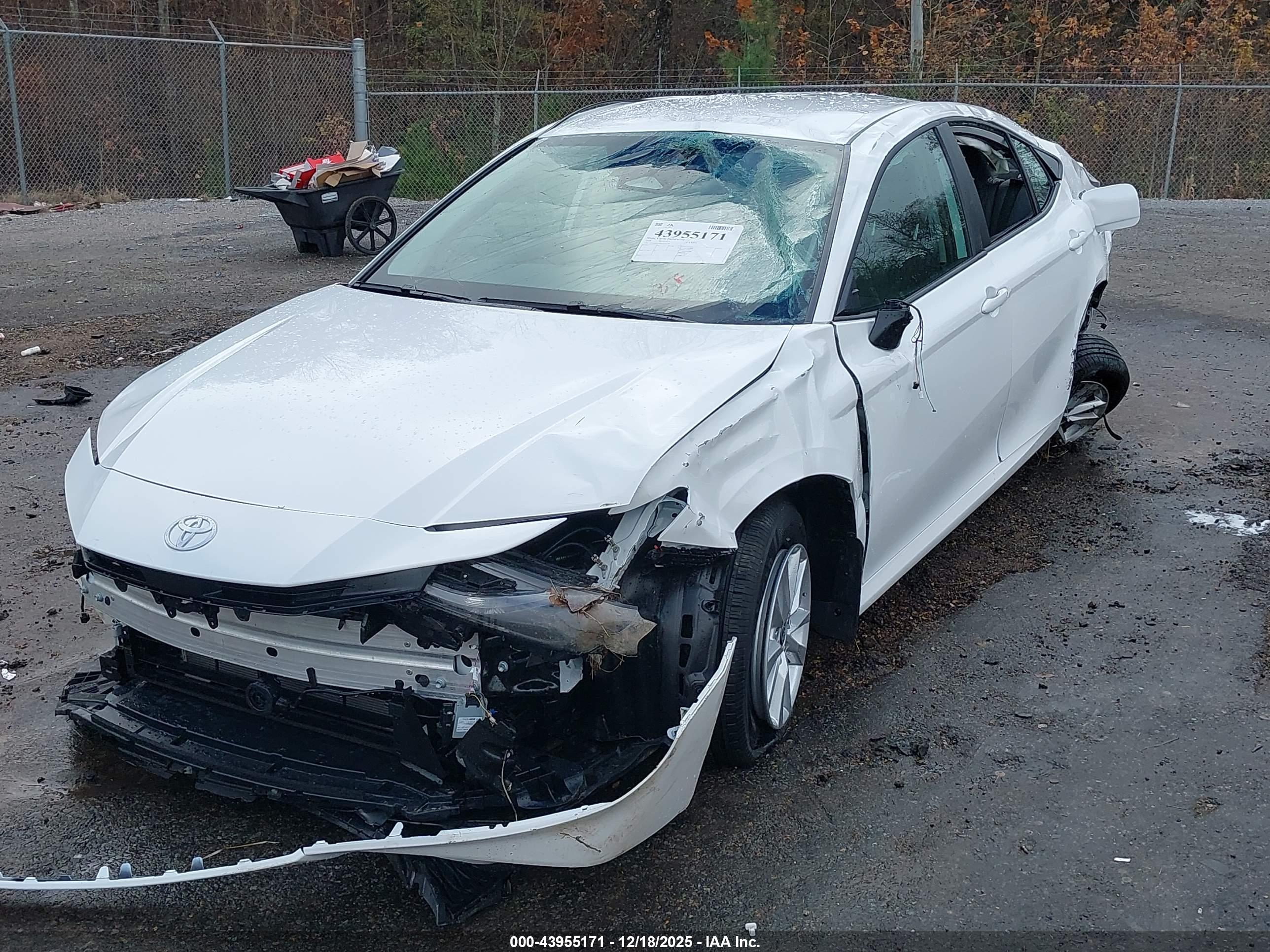 TOYOTA CAMRY image 6