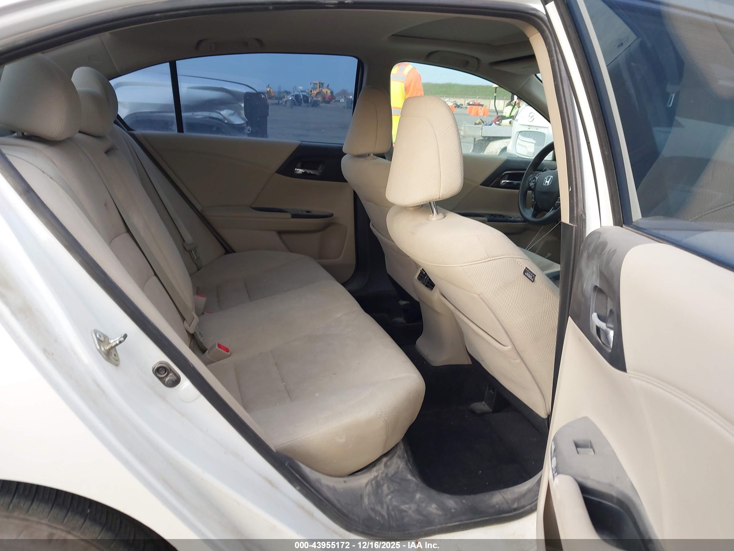 HONDA ACCORD image 8