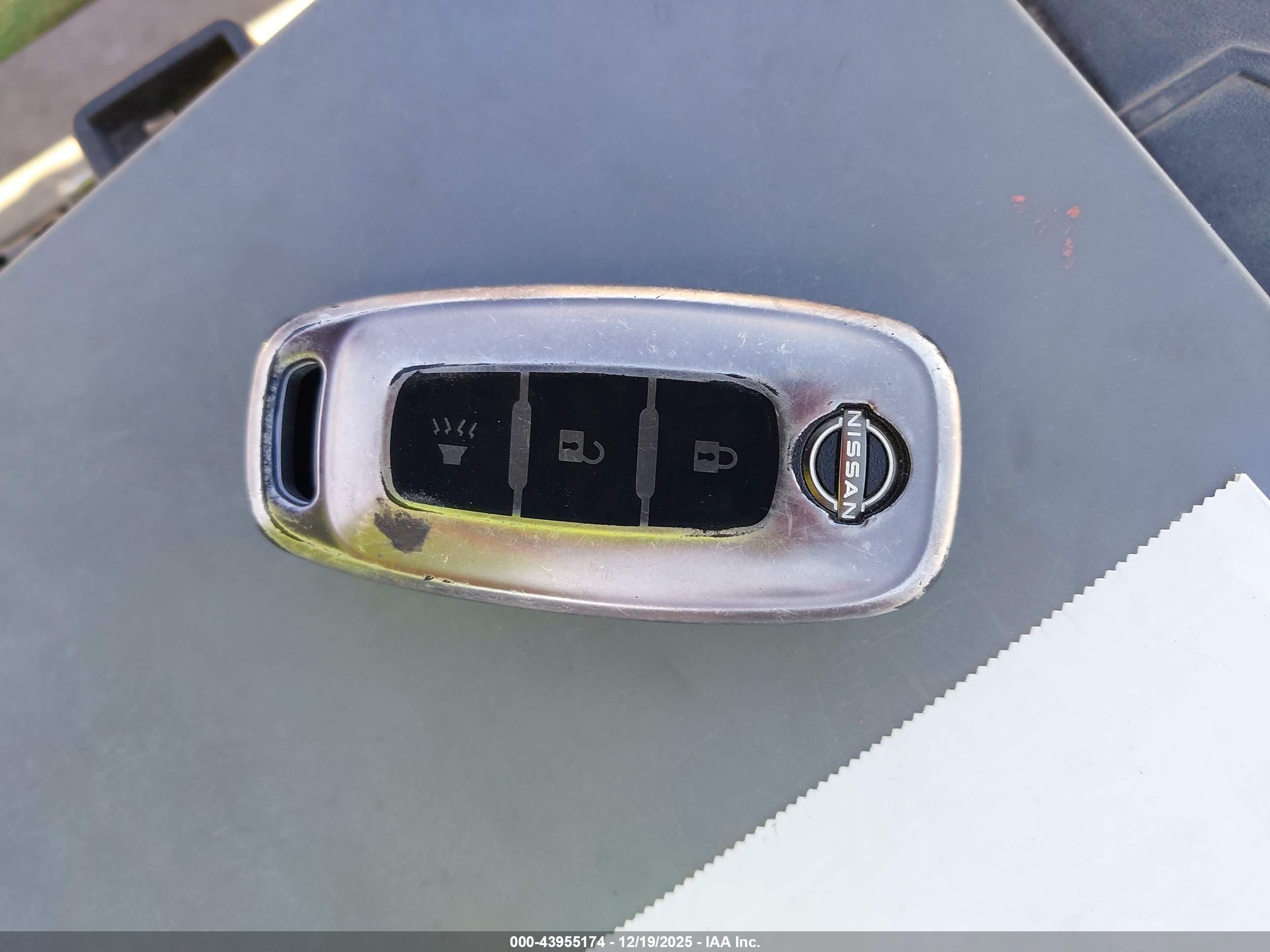 NISSAN KICKS image 11