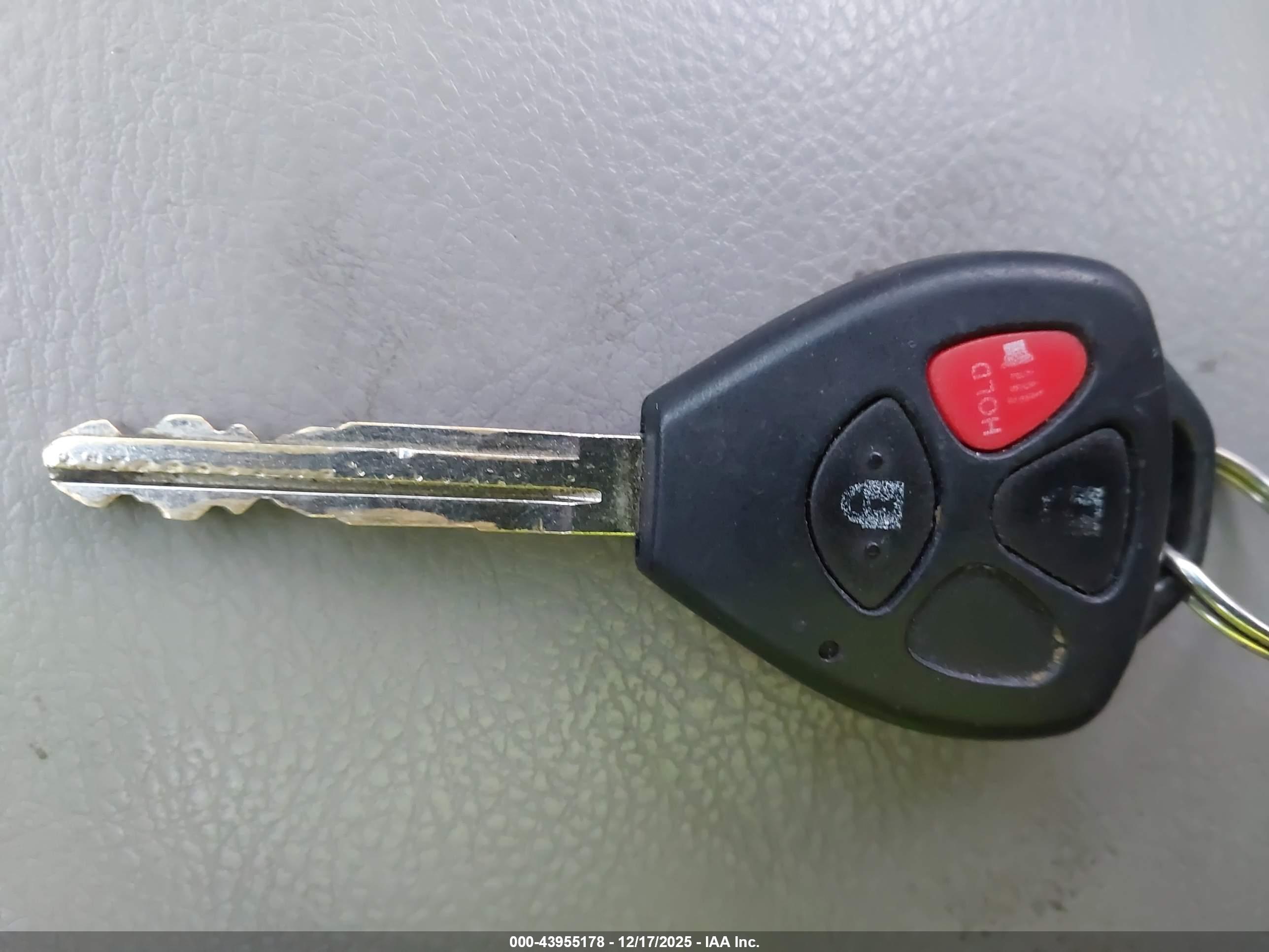 TOYOTA RAV4 image 11