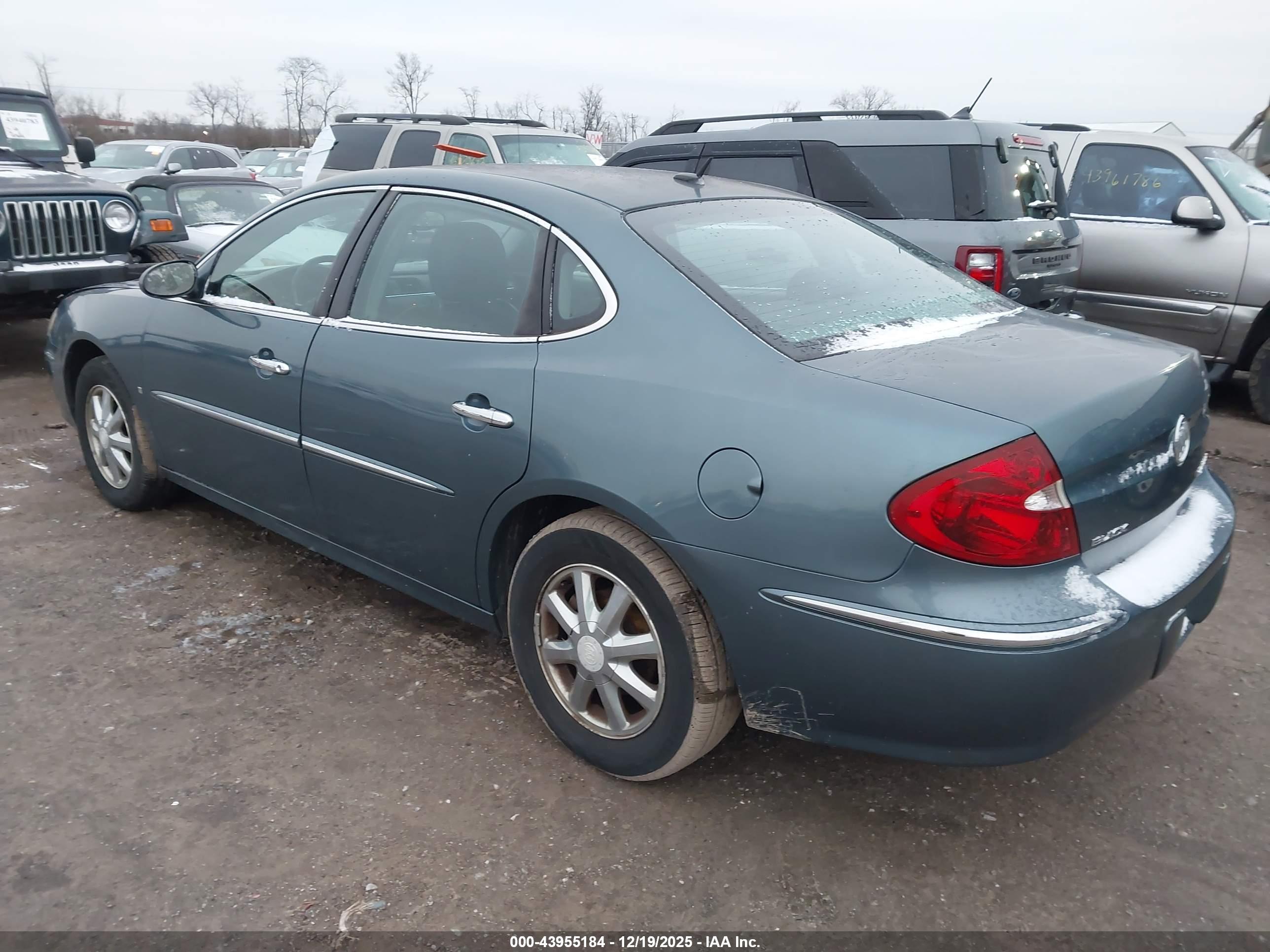 BUICK LACROSSE image 3
