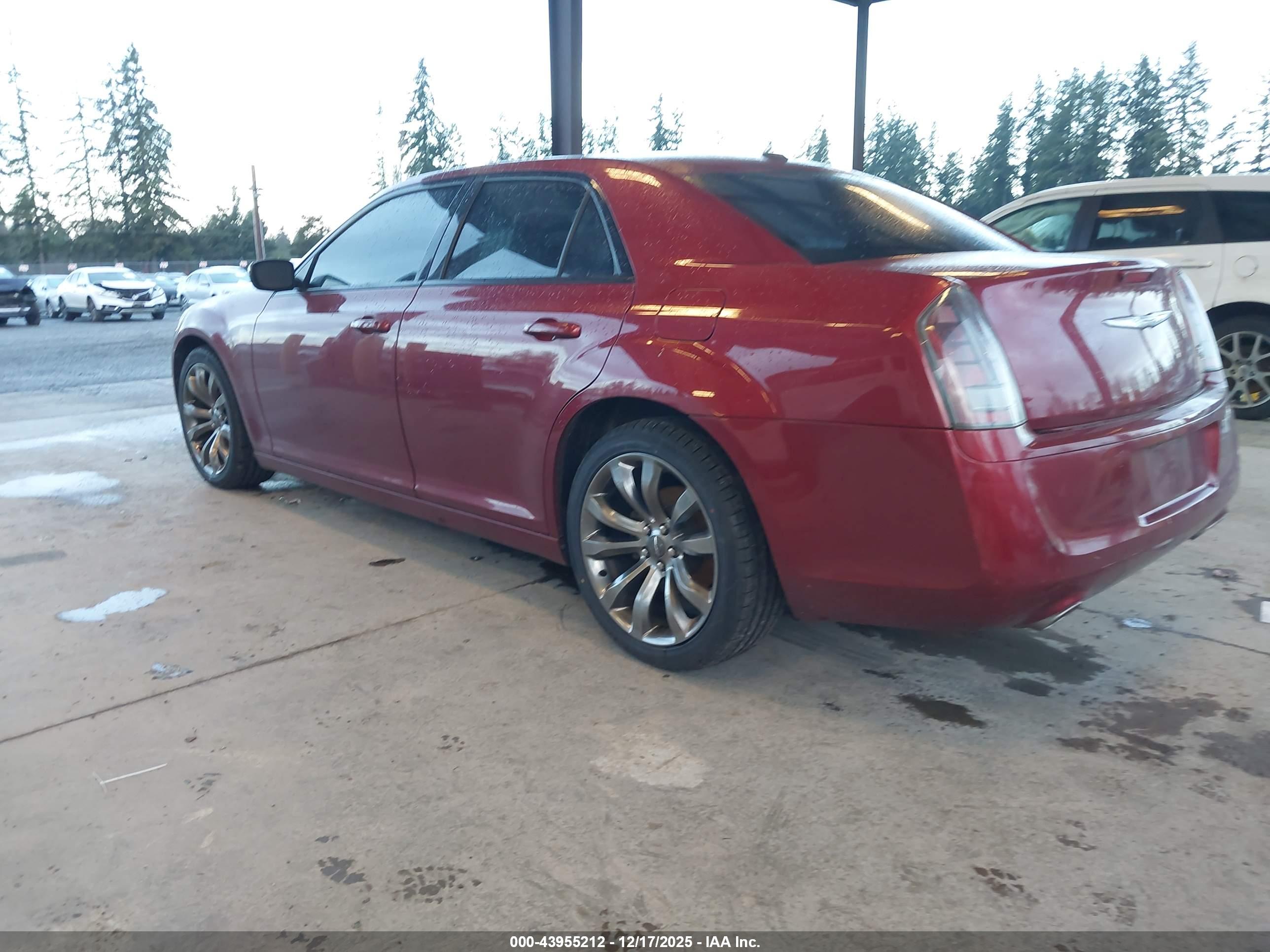 CHRYSLER 300 image 3