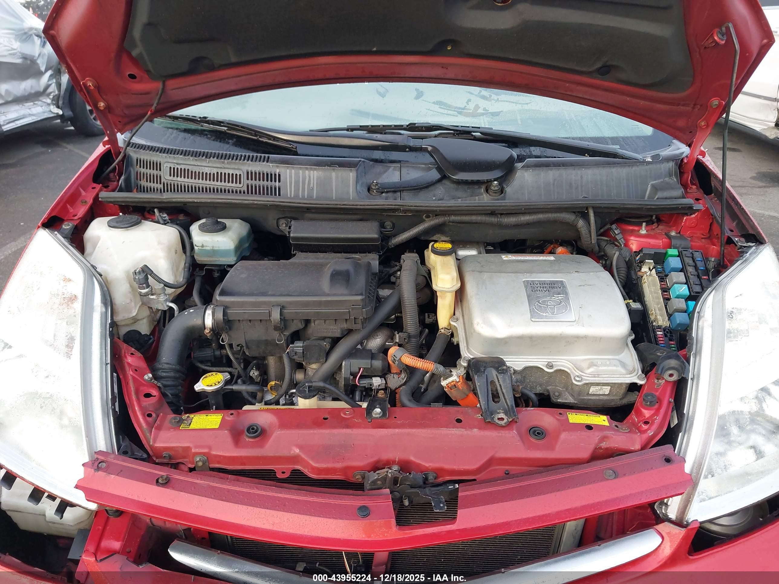 TOYOTA PRIUS image 10