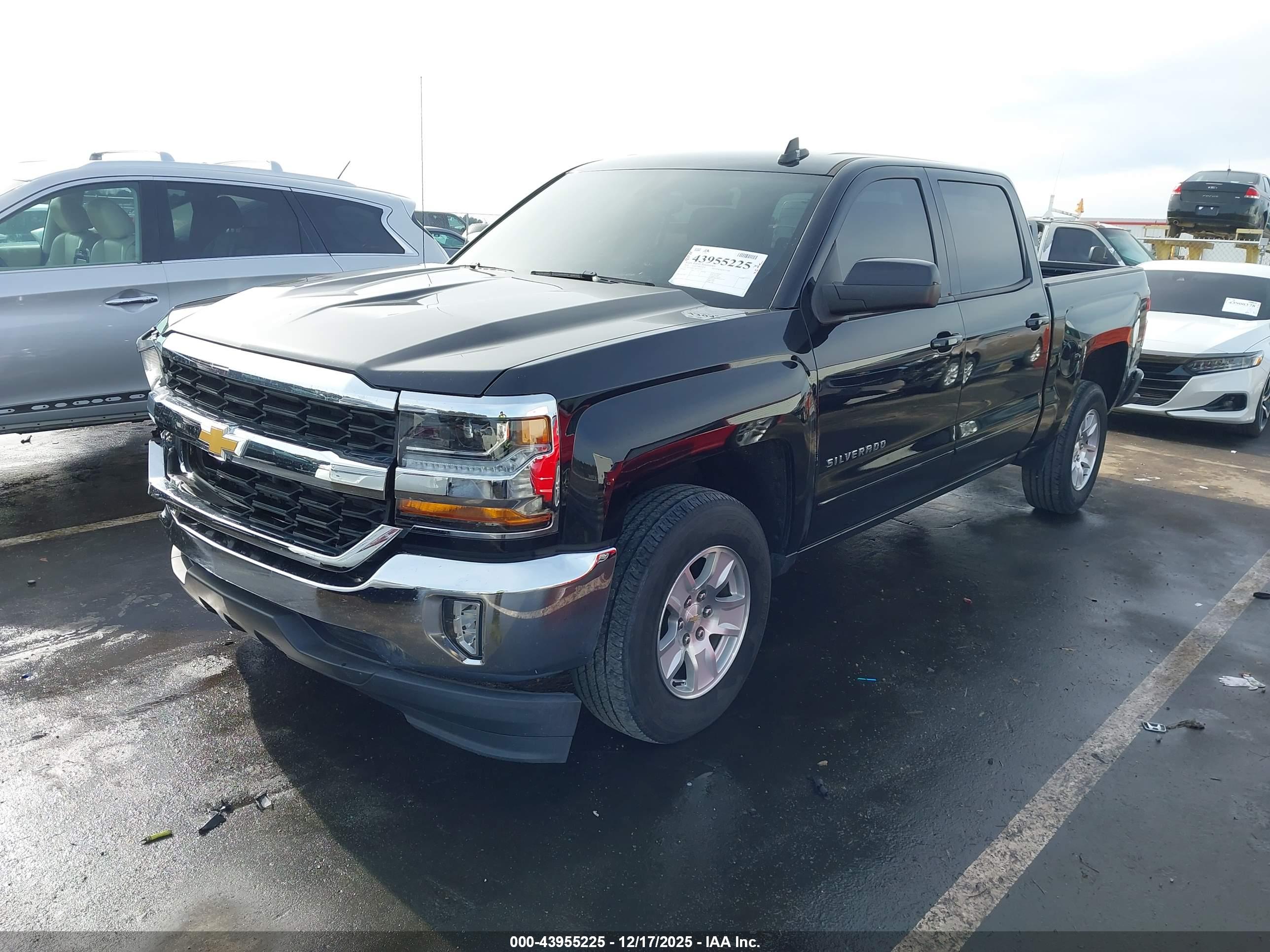 CHEVROLET SILVERADO image 2