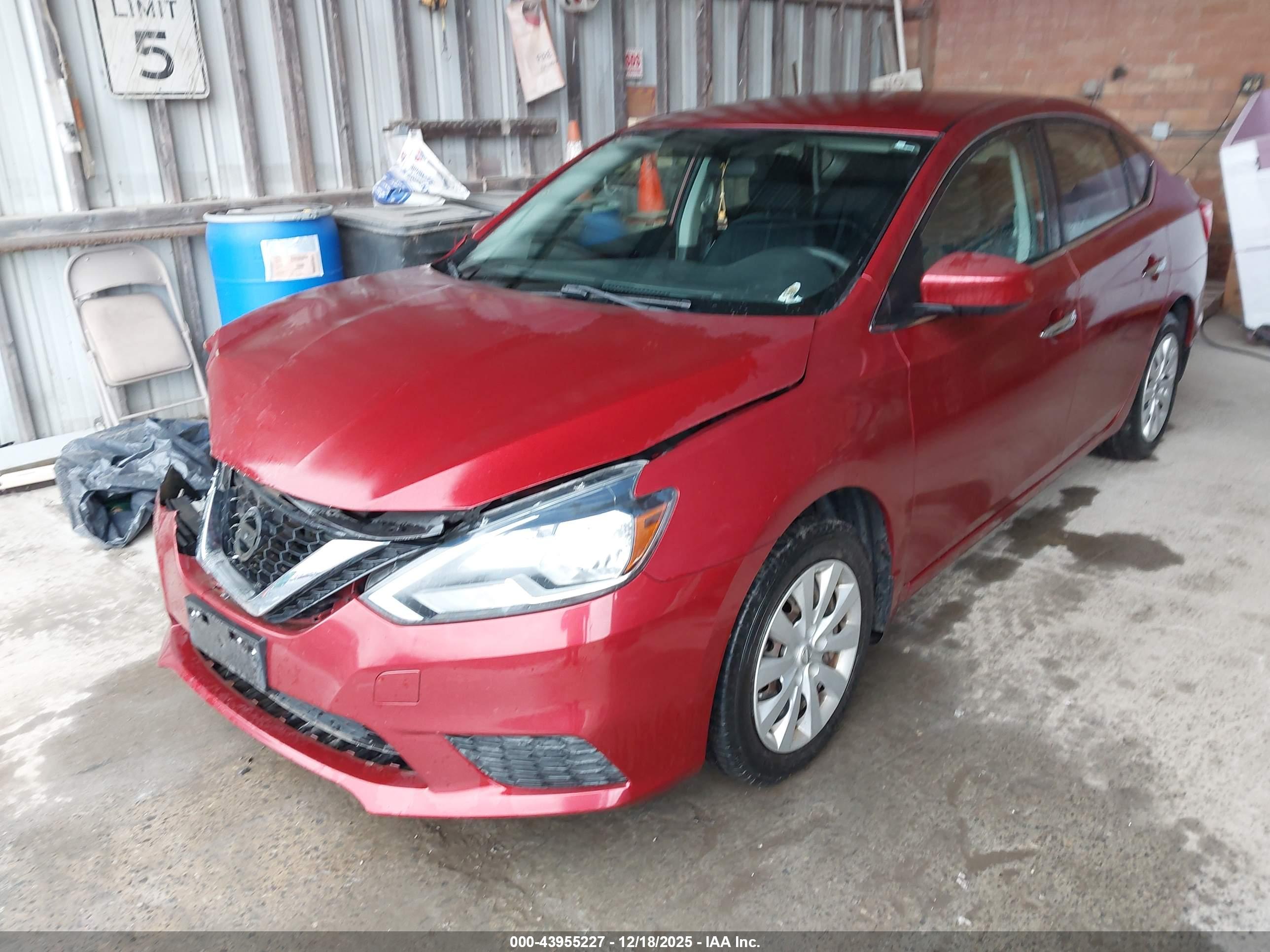 NISSAN SENTRA image 2