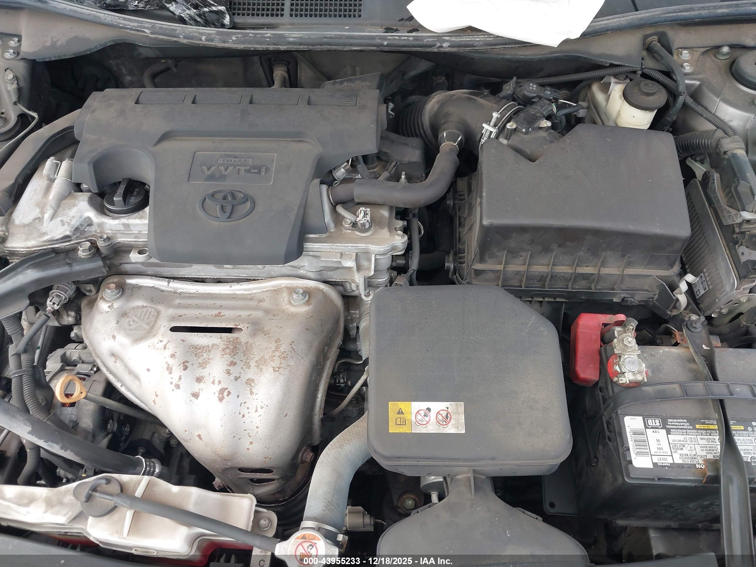TOYOTA CAMRY image 10