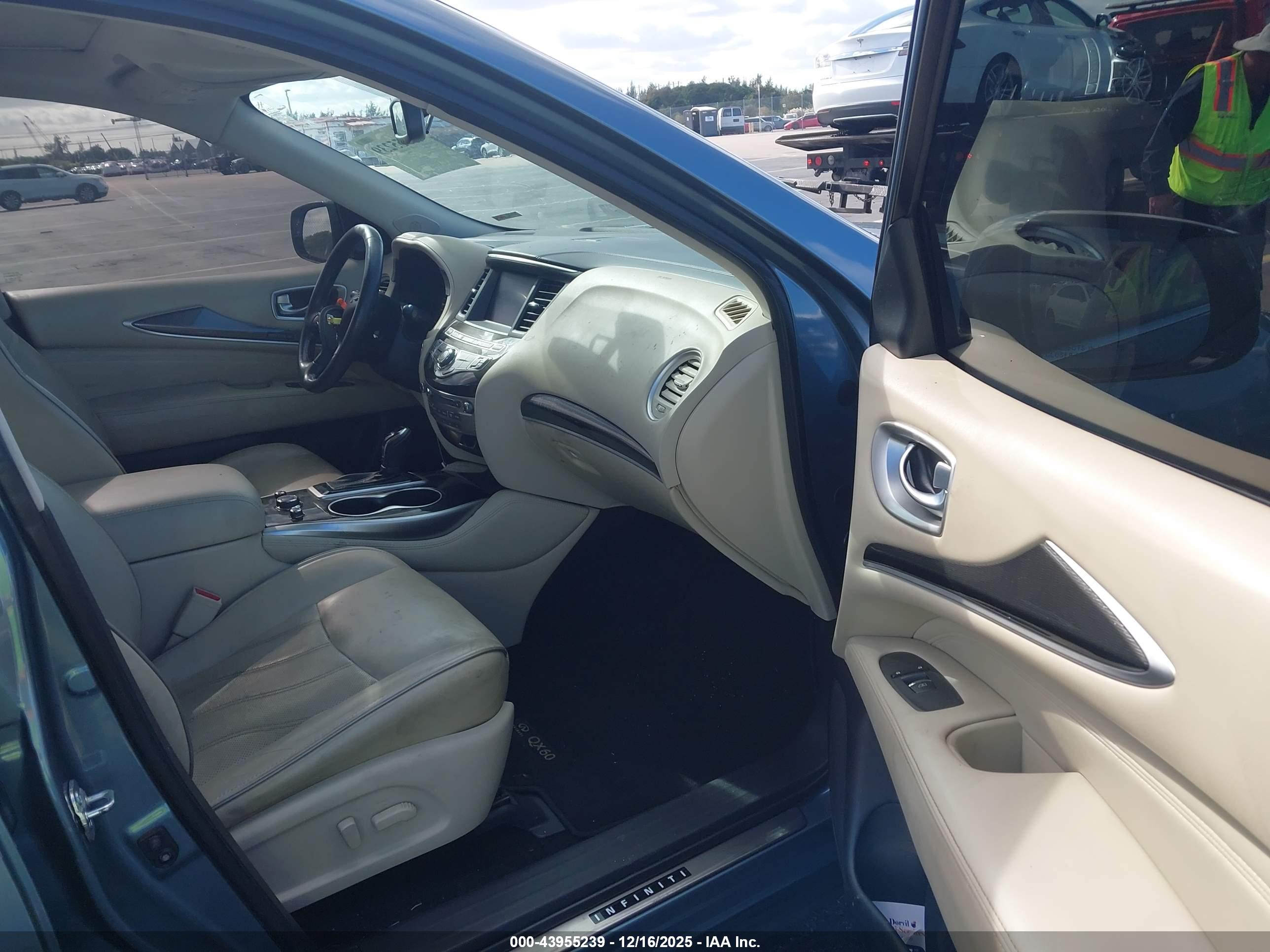 INFINITI QX60 image 5