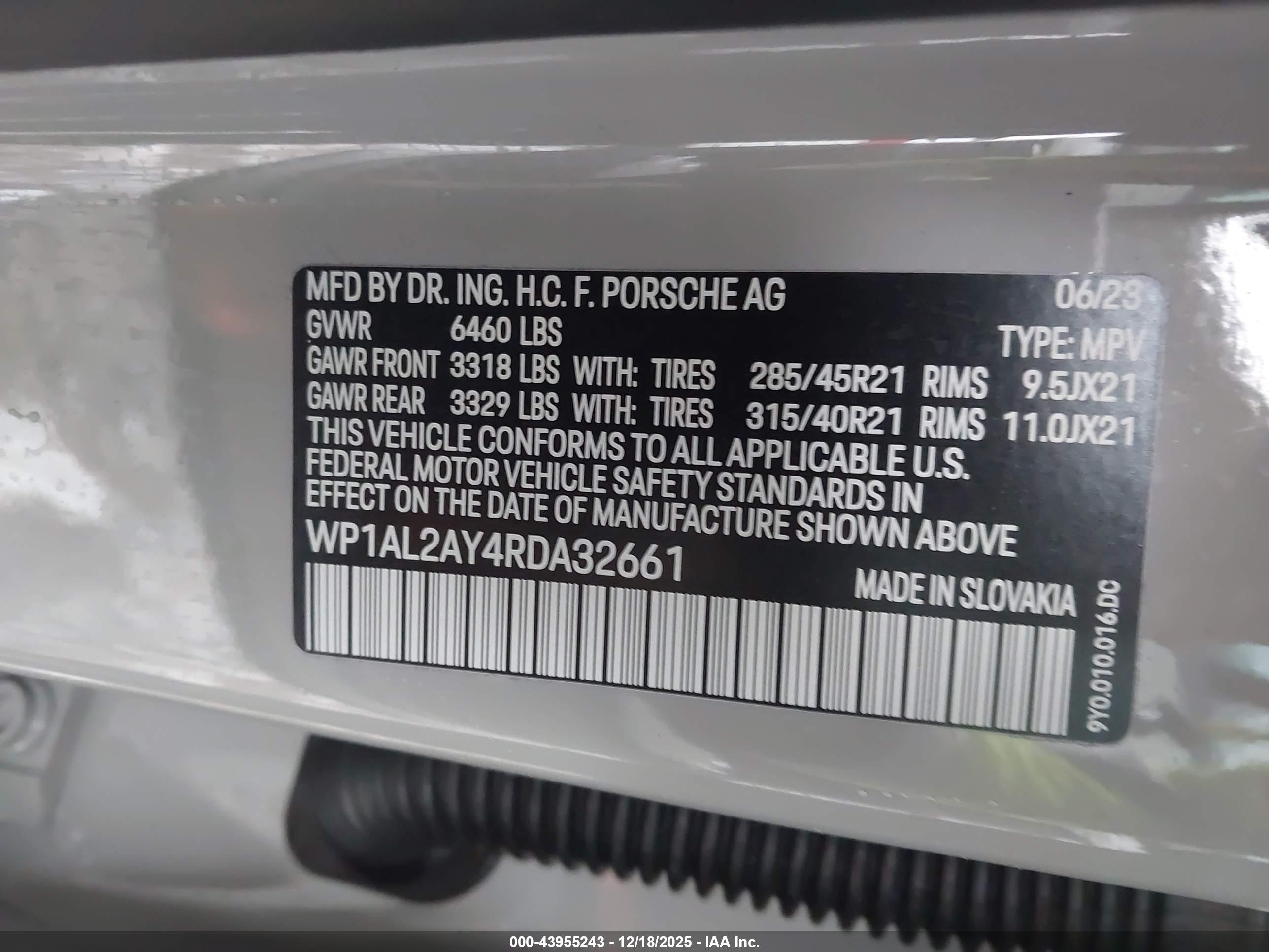 PORSCHE CAYENNE image 9