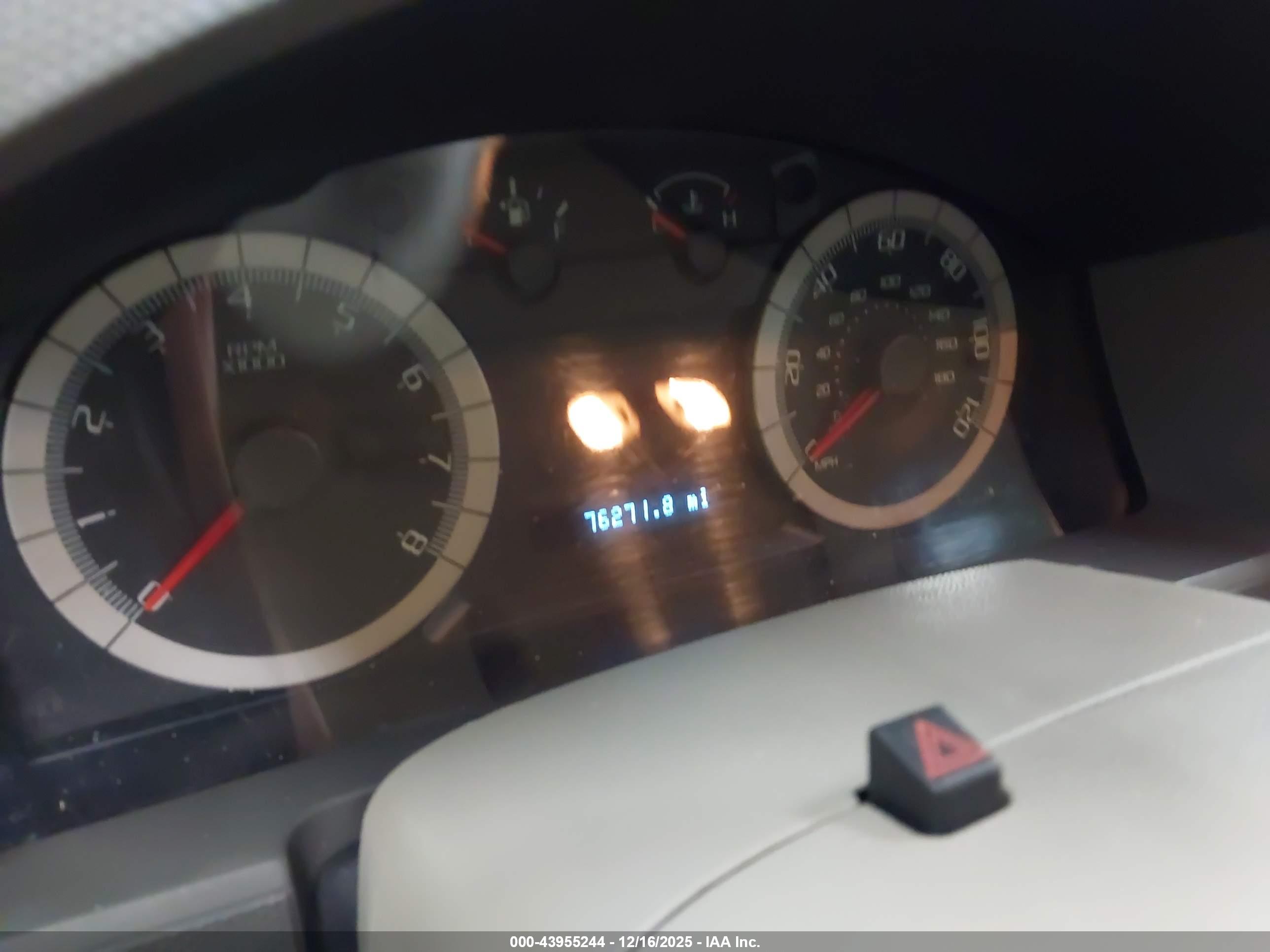 FORD ESCAPE image 7