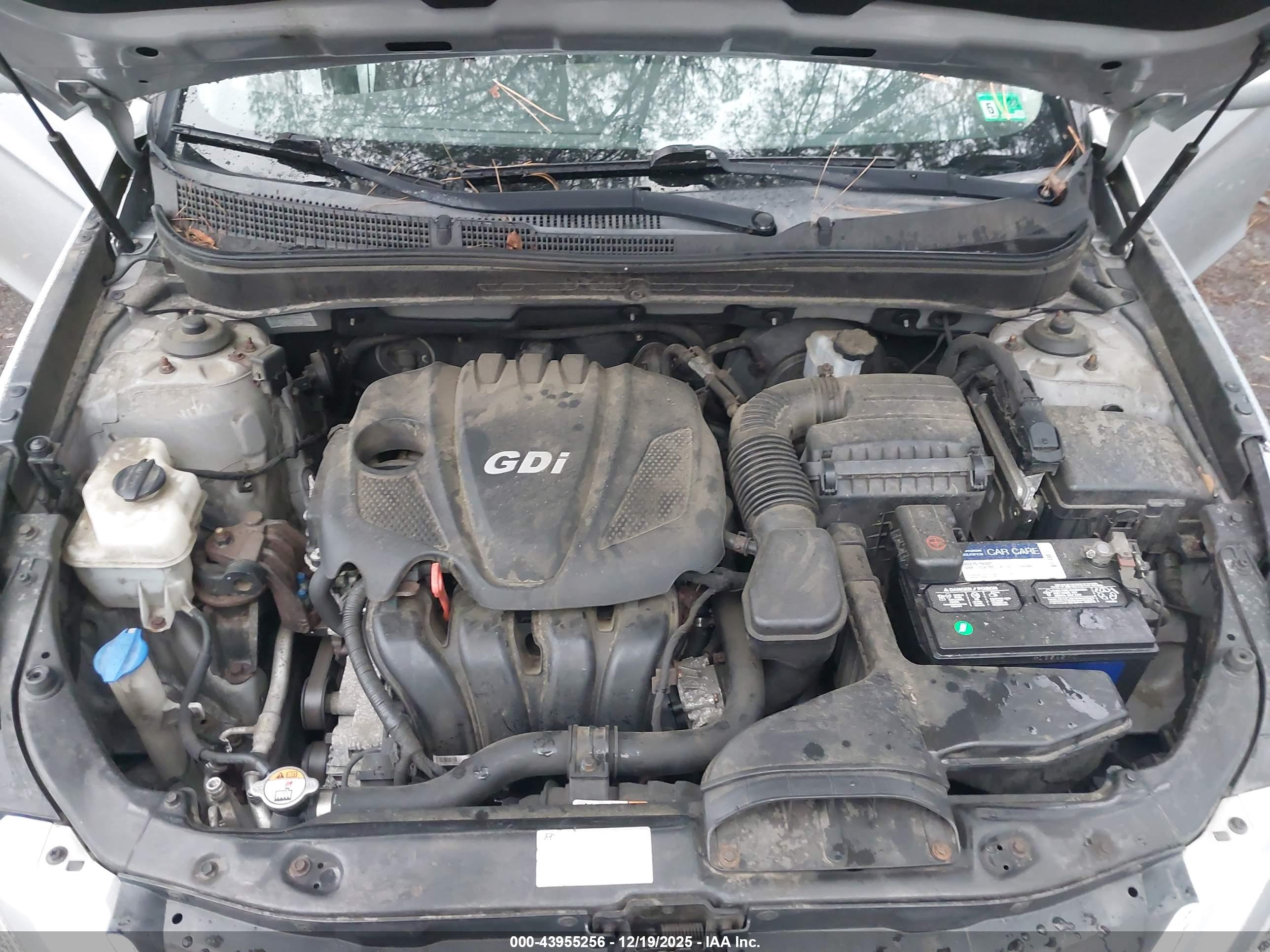 HYUNDAI SONATA image 10