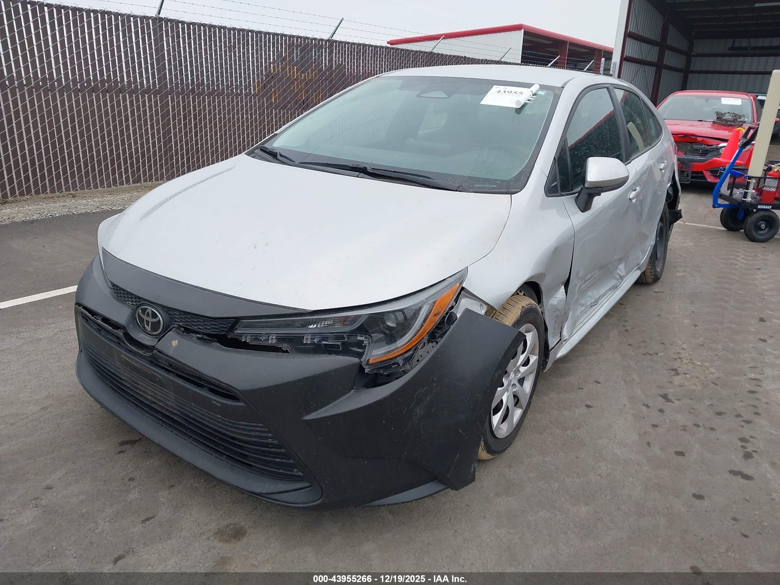 TOYOTA COROLLA image 2
