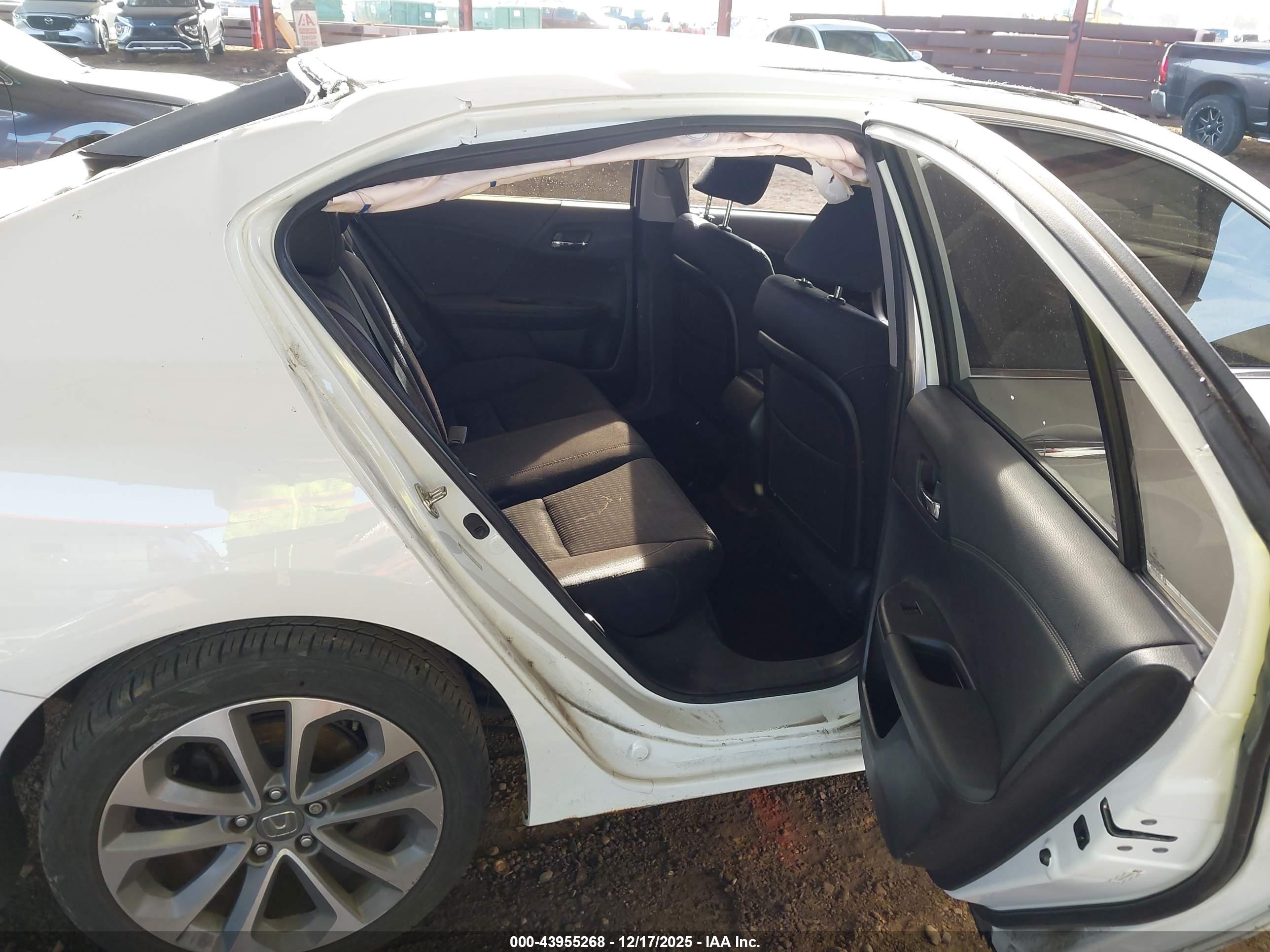 HONDA ACCORD image 8