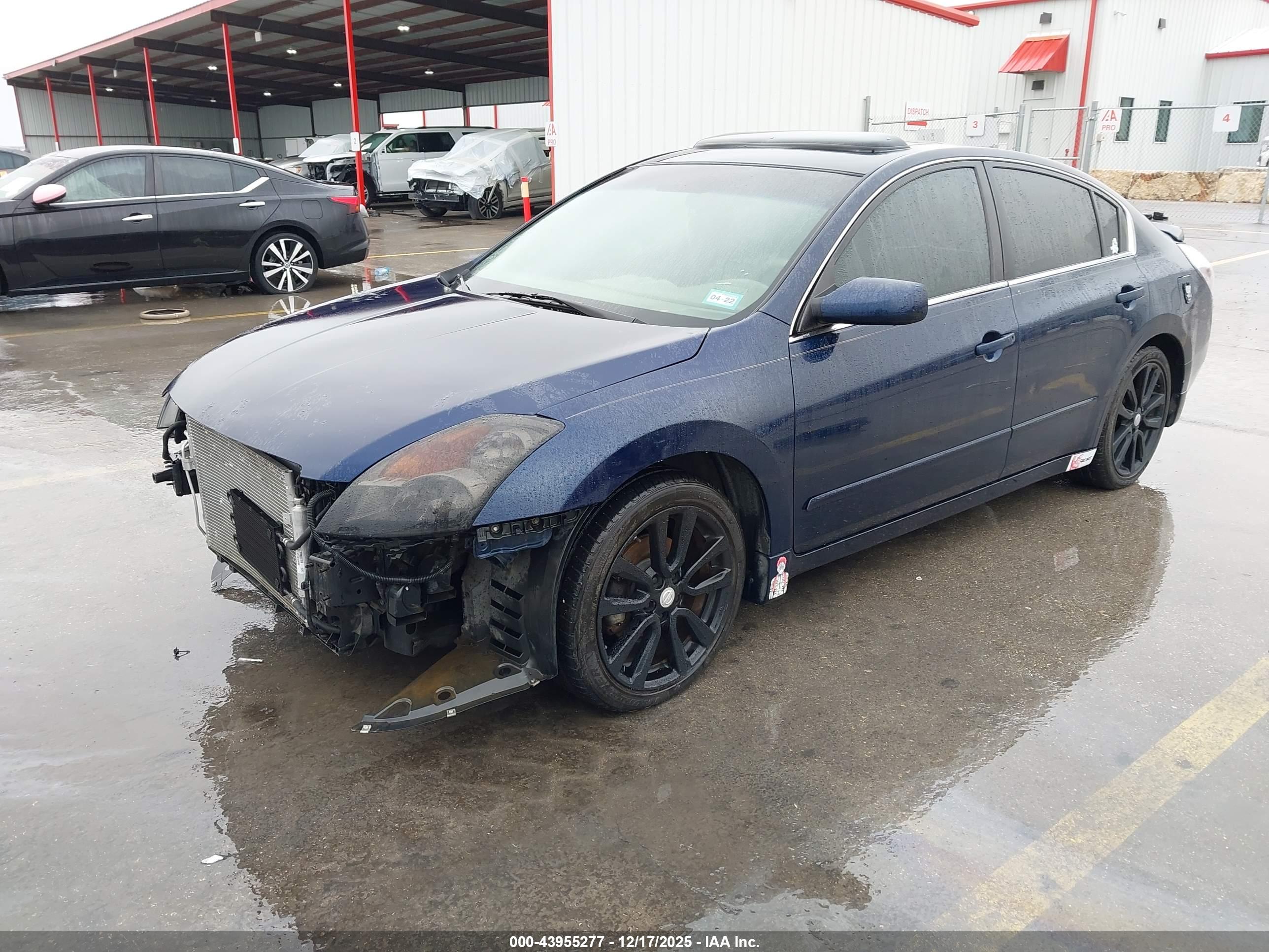 NISSAN ALTIMA image 2