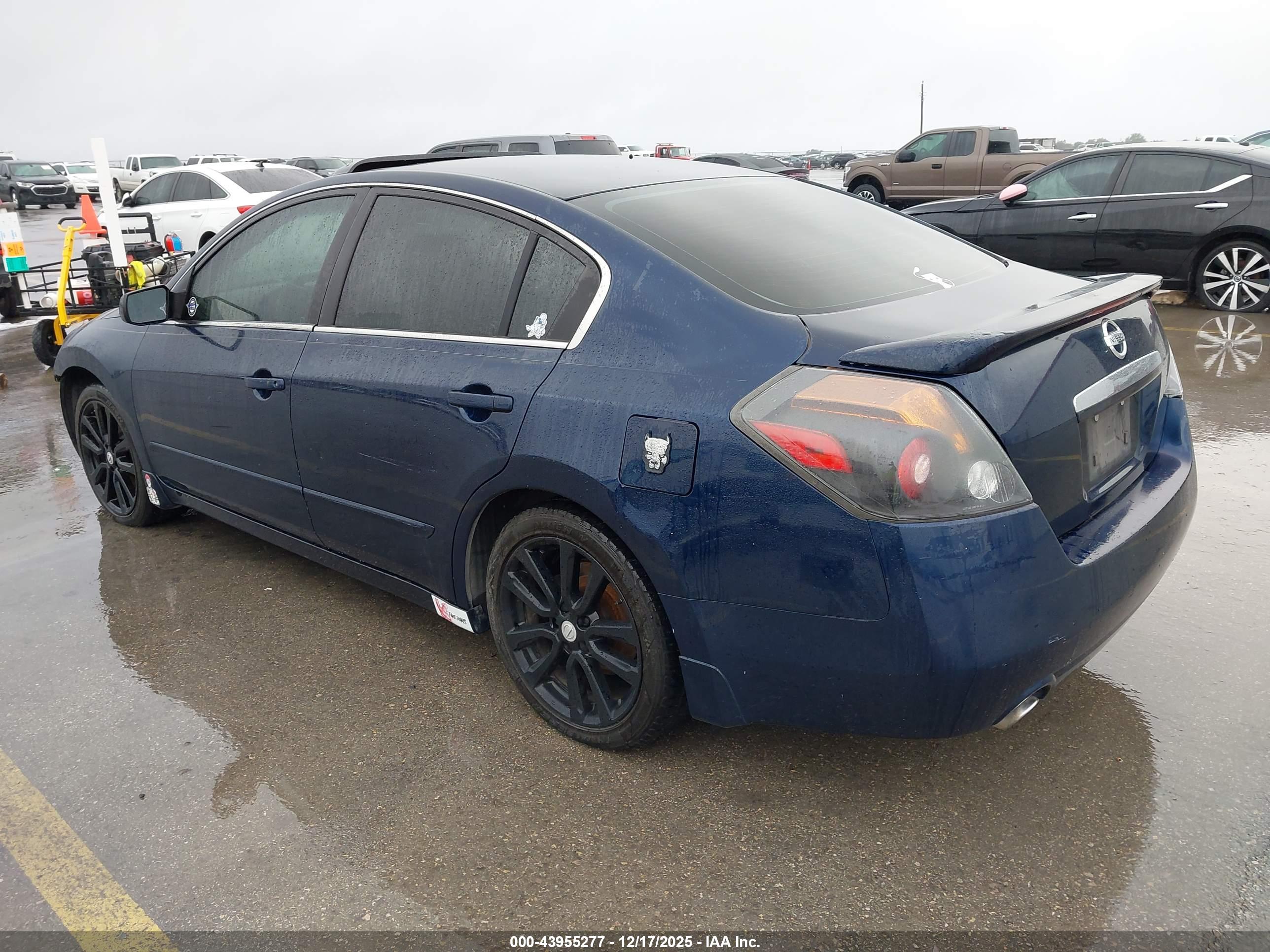 NISSAN ALTIMA image 3