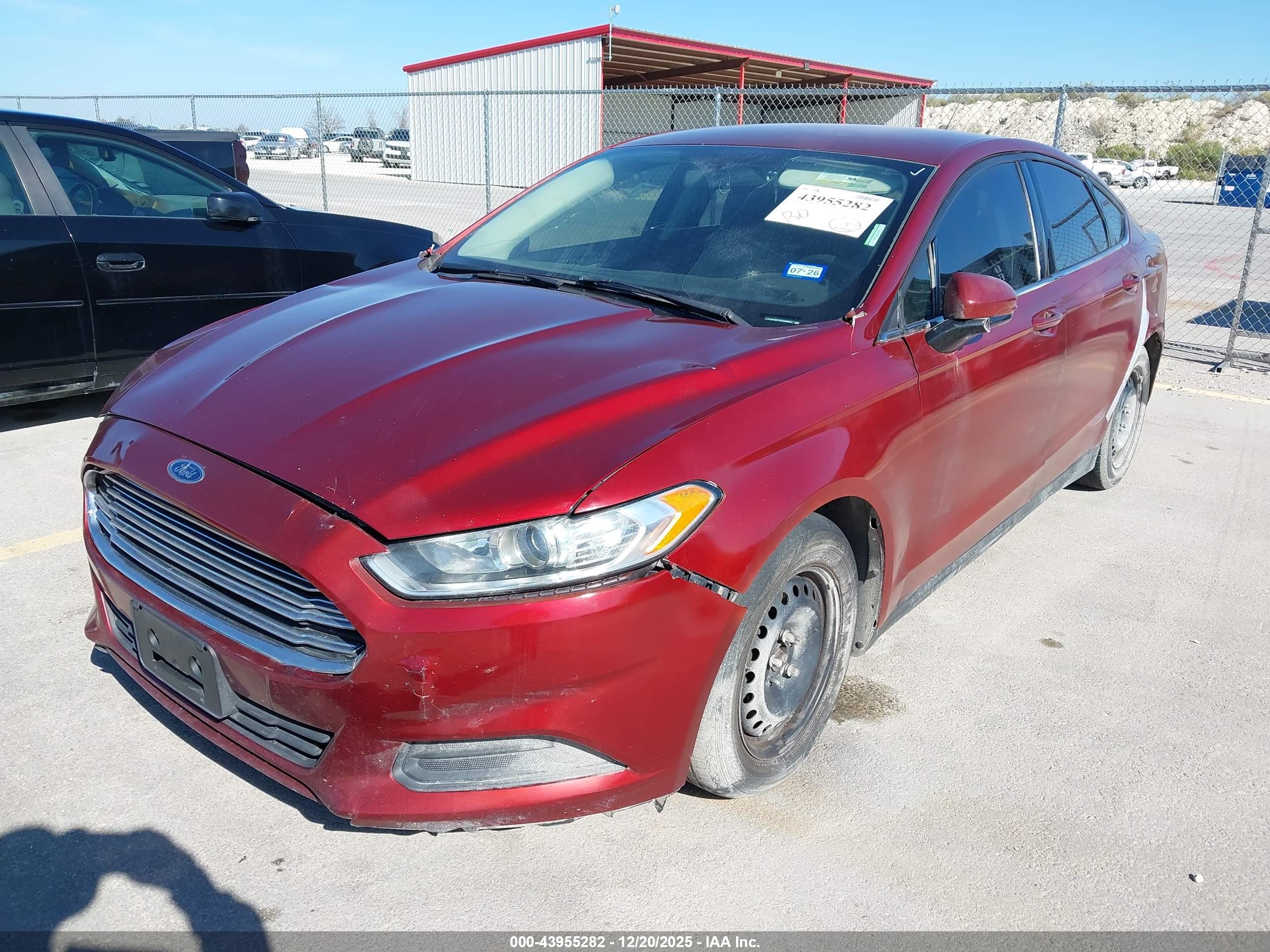FORD FUSION image 2