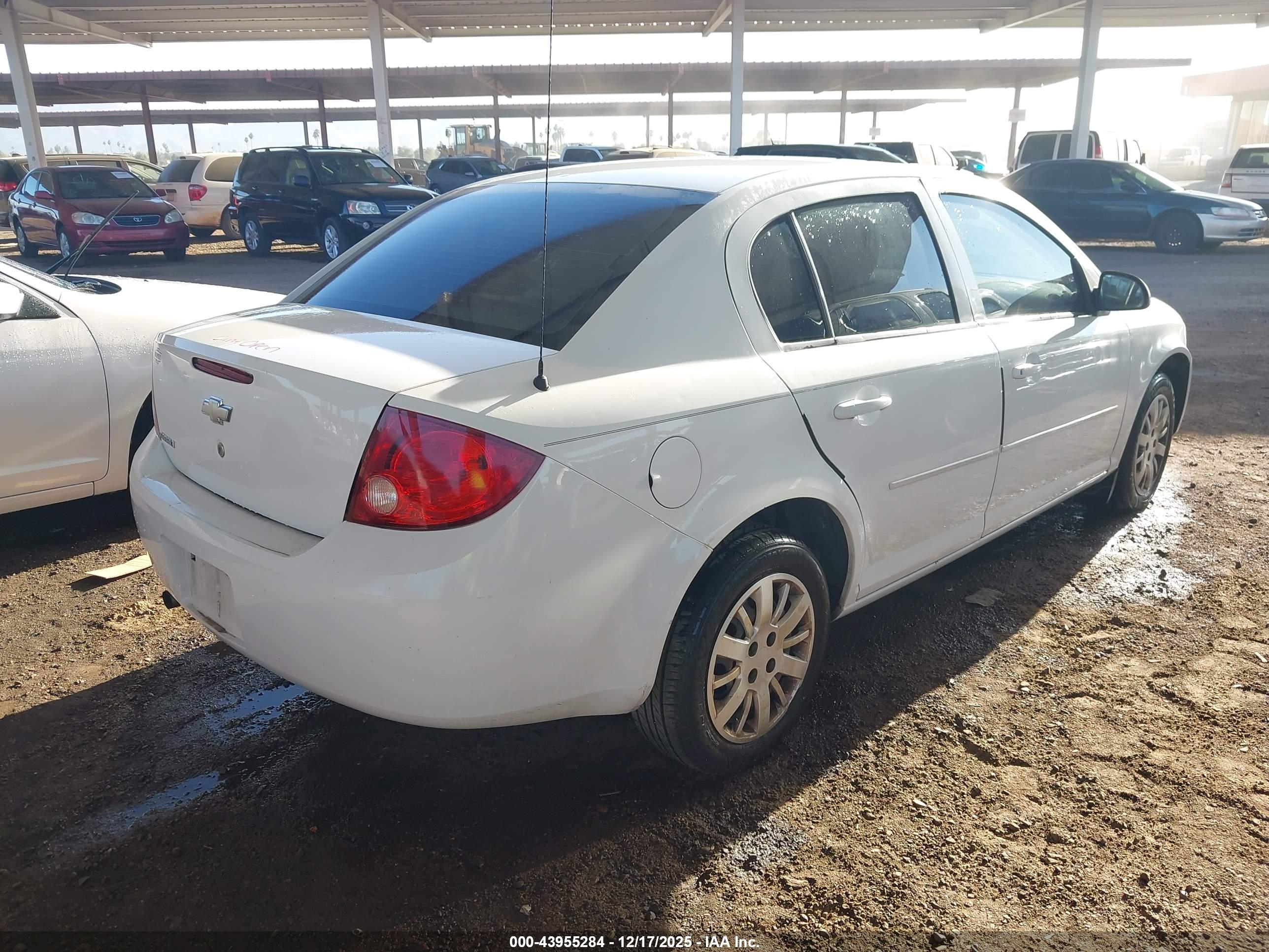 CHEVROLET COBALT image 4