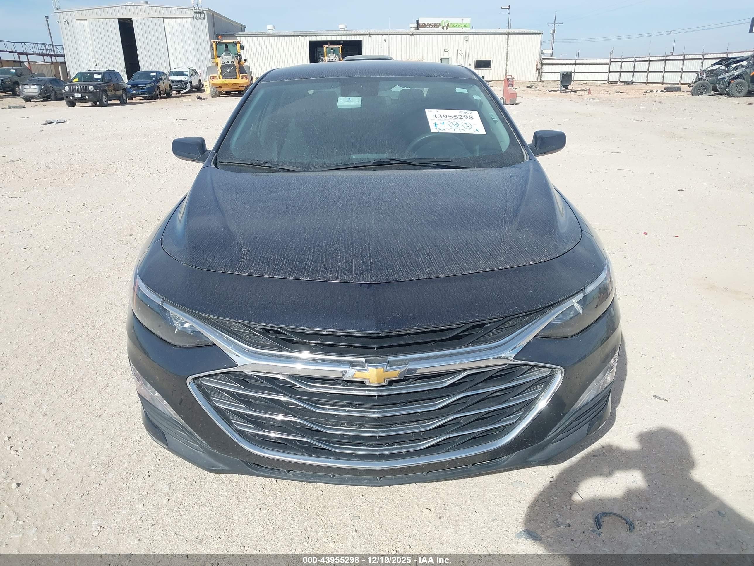 CHEVROLET MALIBU image 6