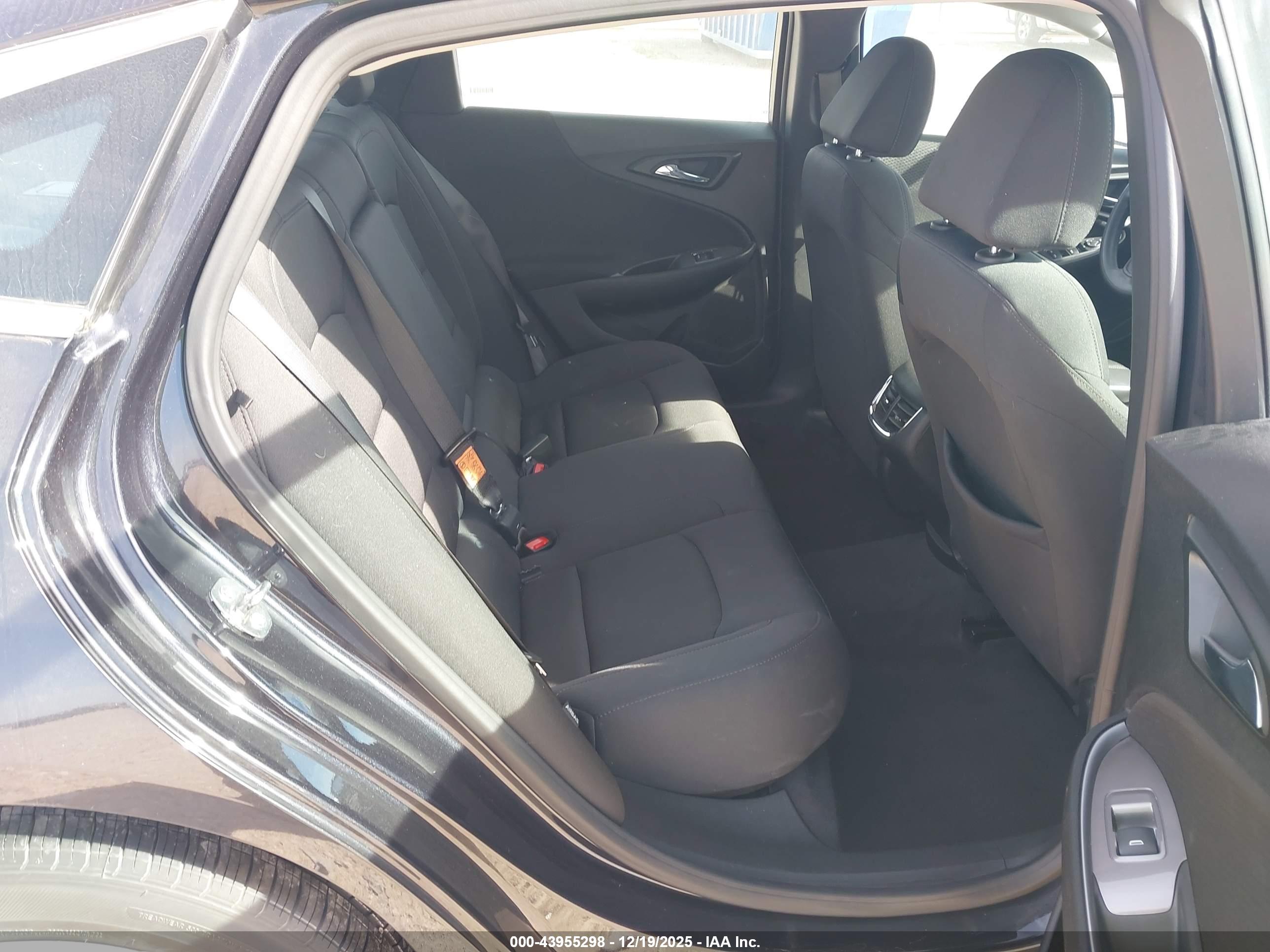 CHEVROLET MALIBU image 8