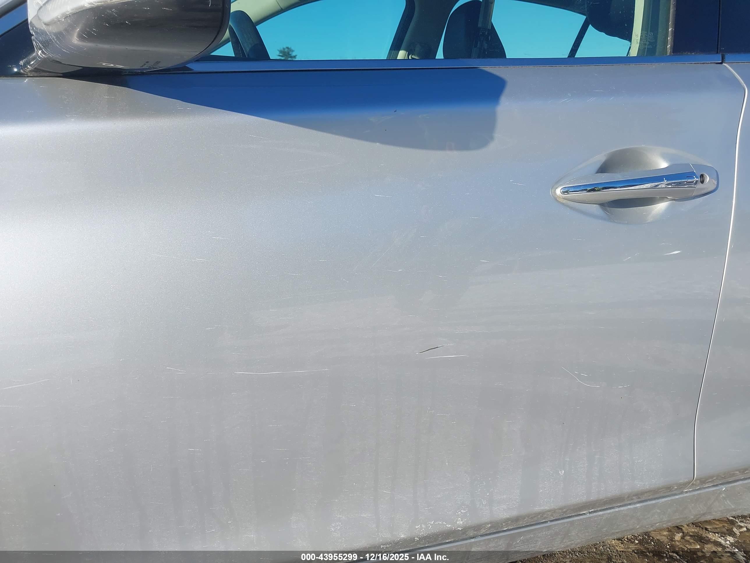 INFINITI Q50 image 6