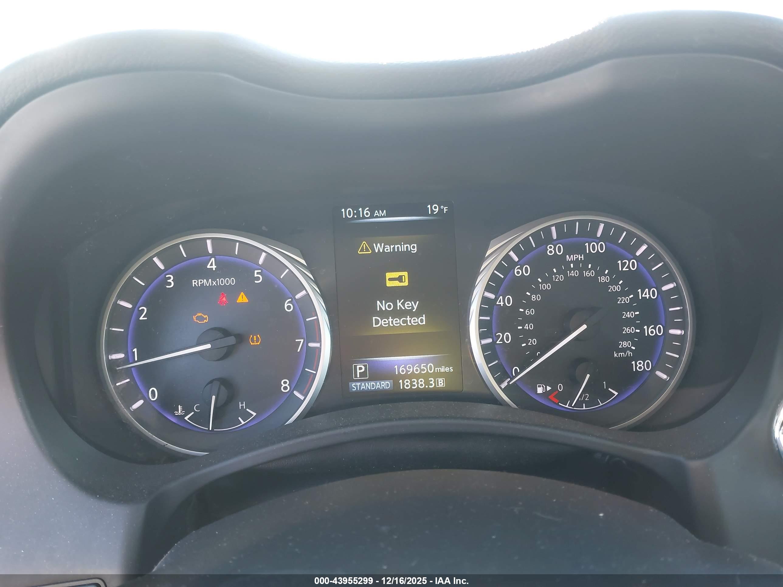INFINITI Q50 image 7