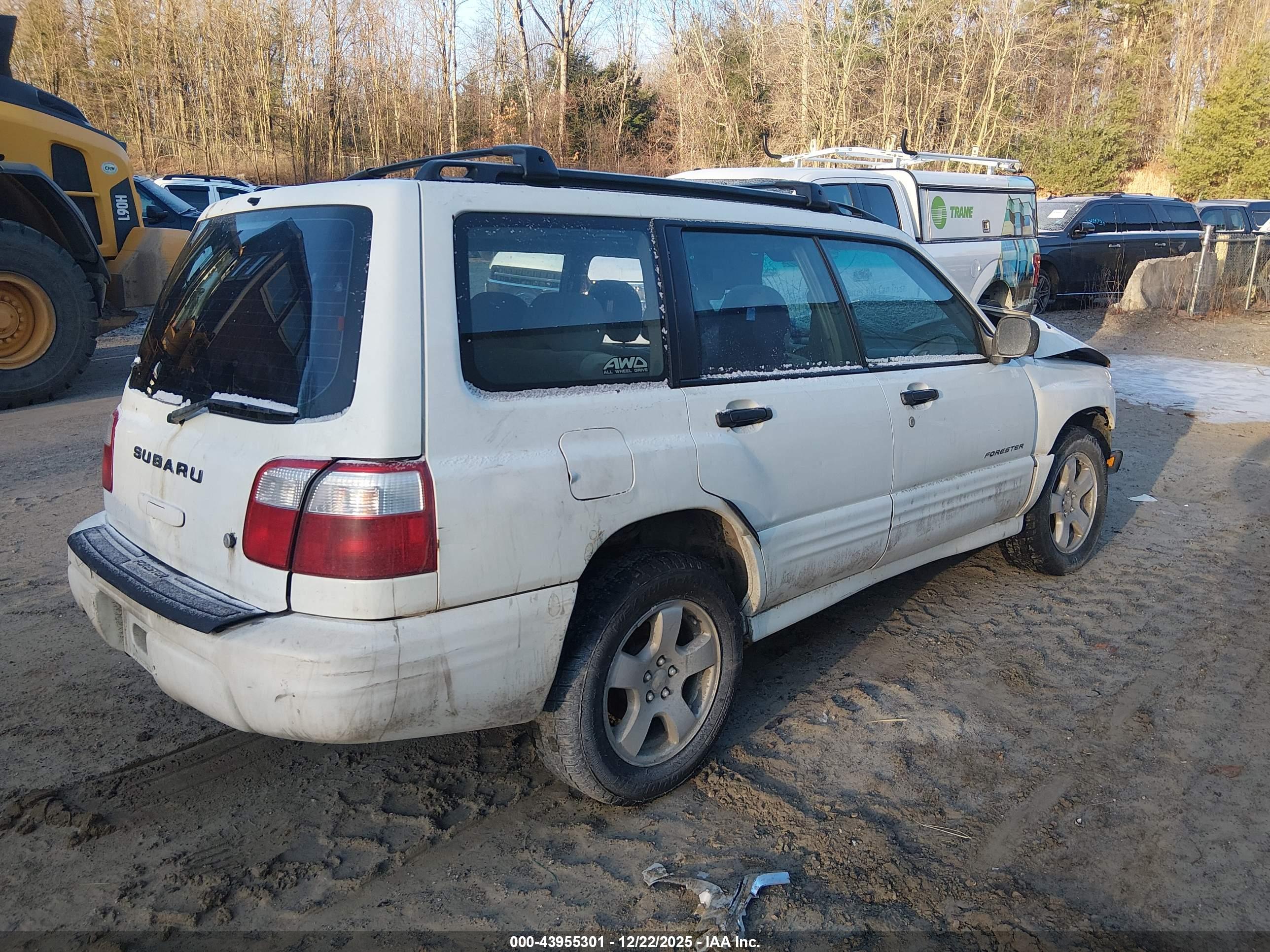 SUBARU FORESTER image 4