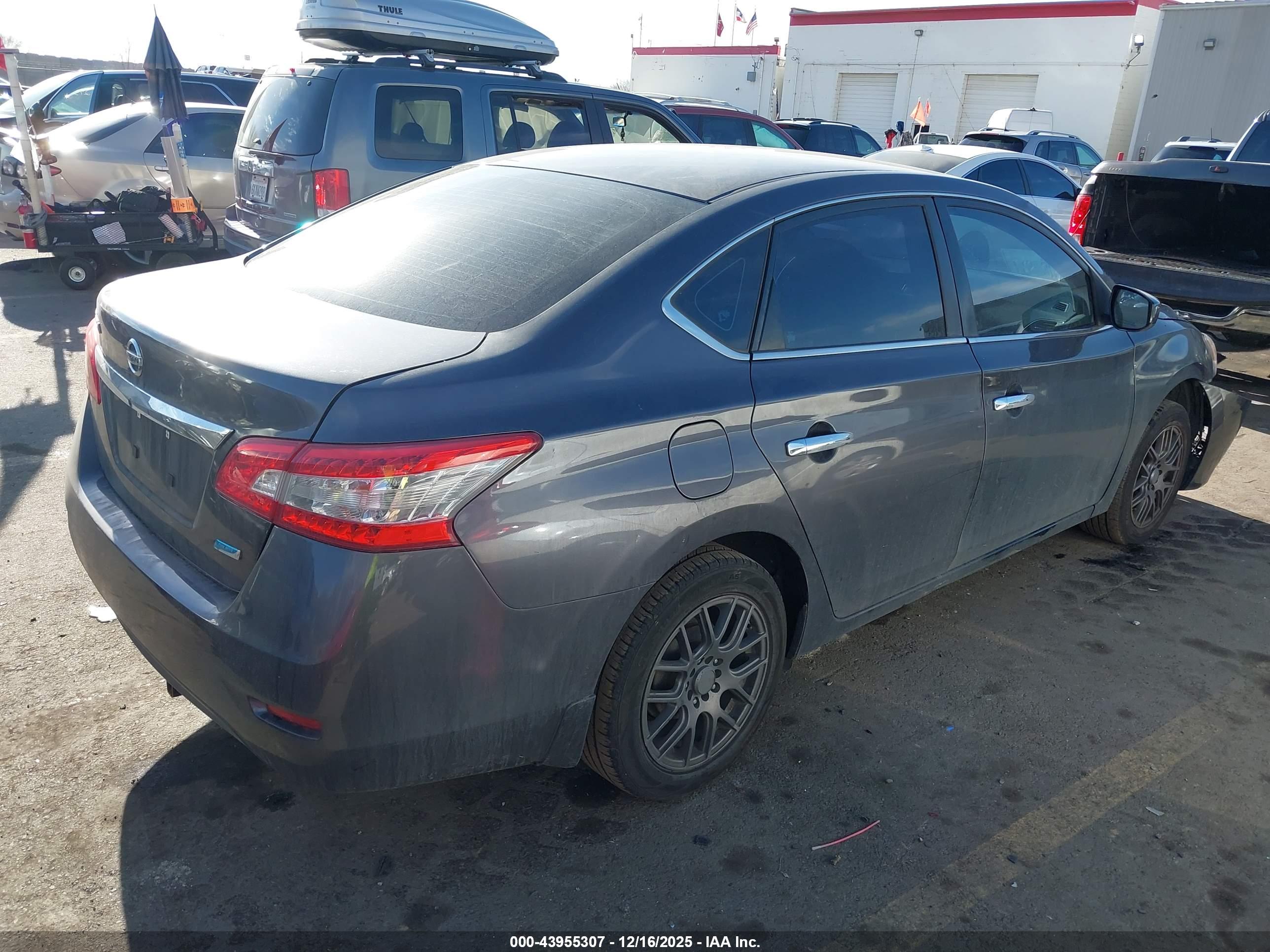 NISSAN SENTRA image 4