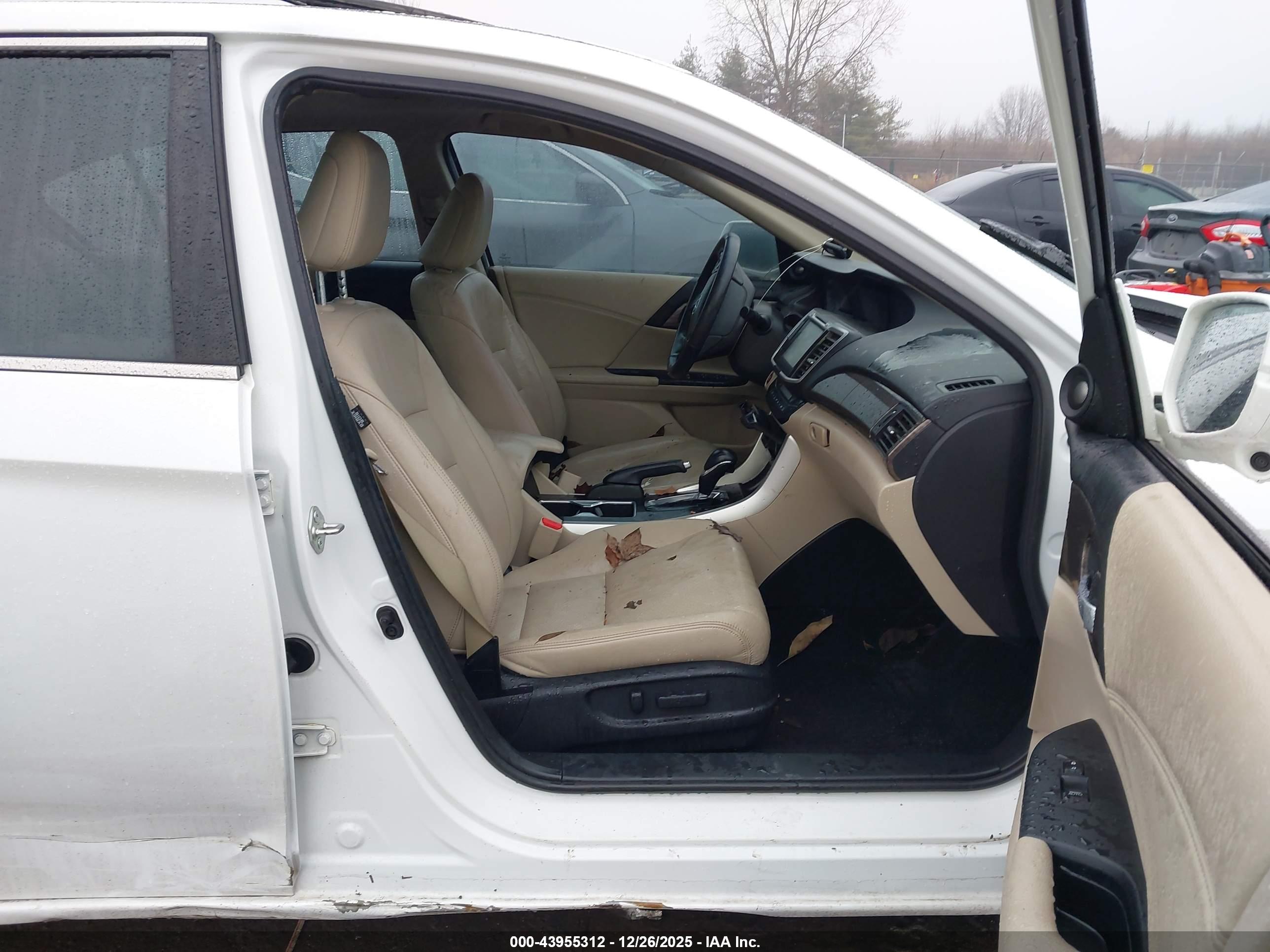 HONDA ACCORD image 5