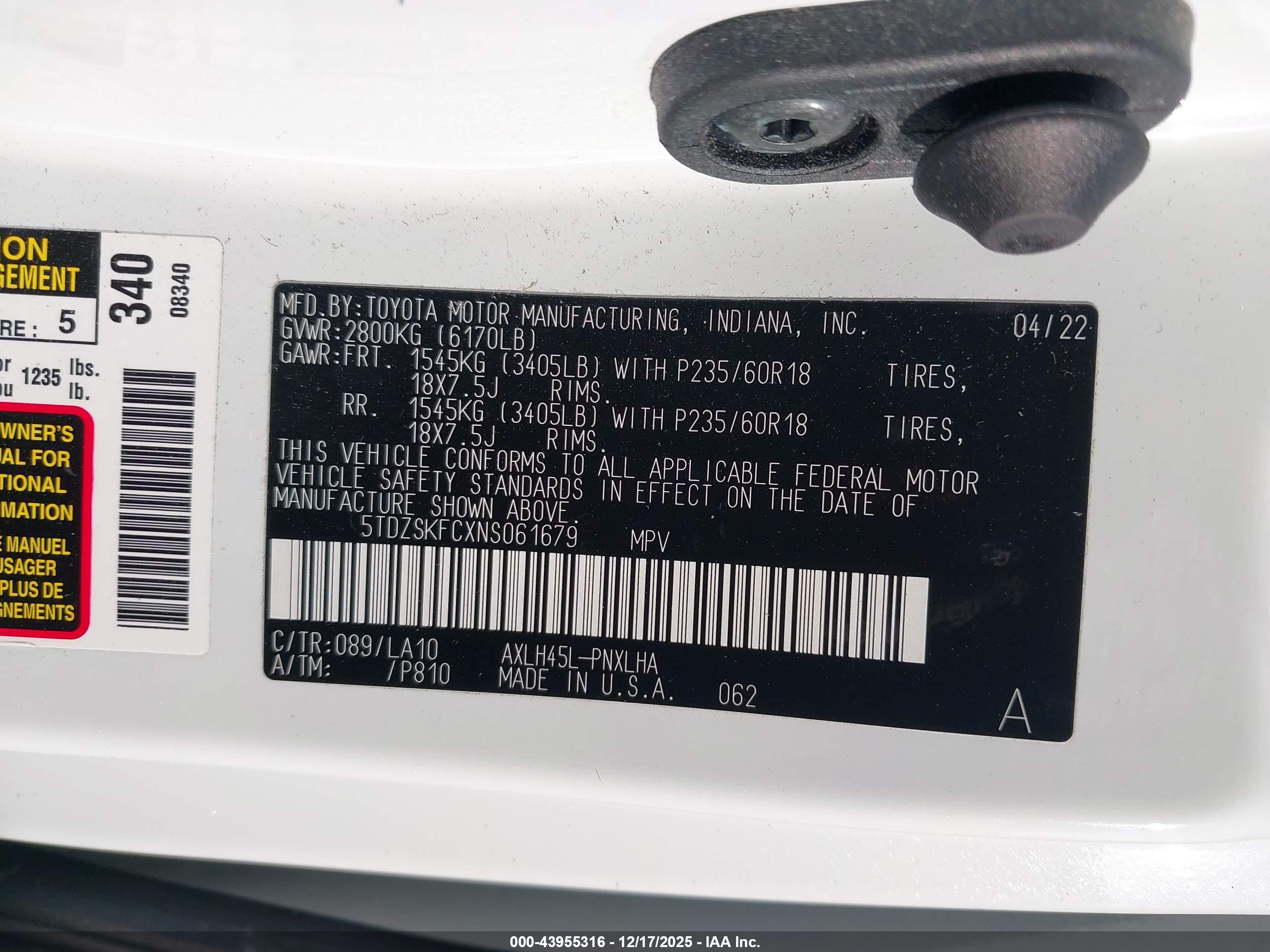 TOYOTA SIENNA image 9