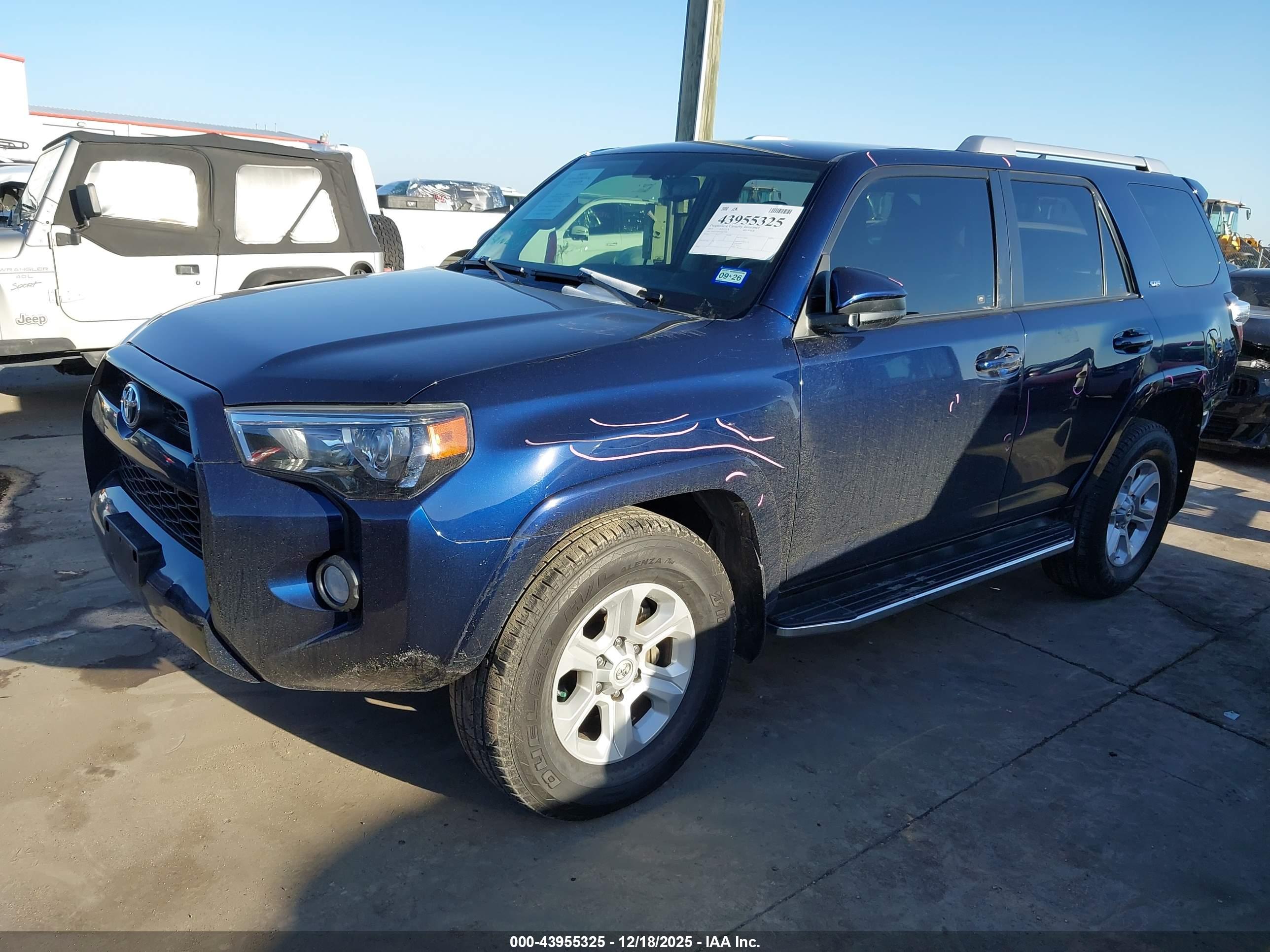 TOYOTA 4RUNNER image 2