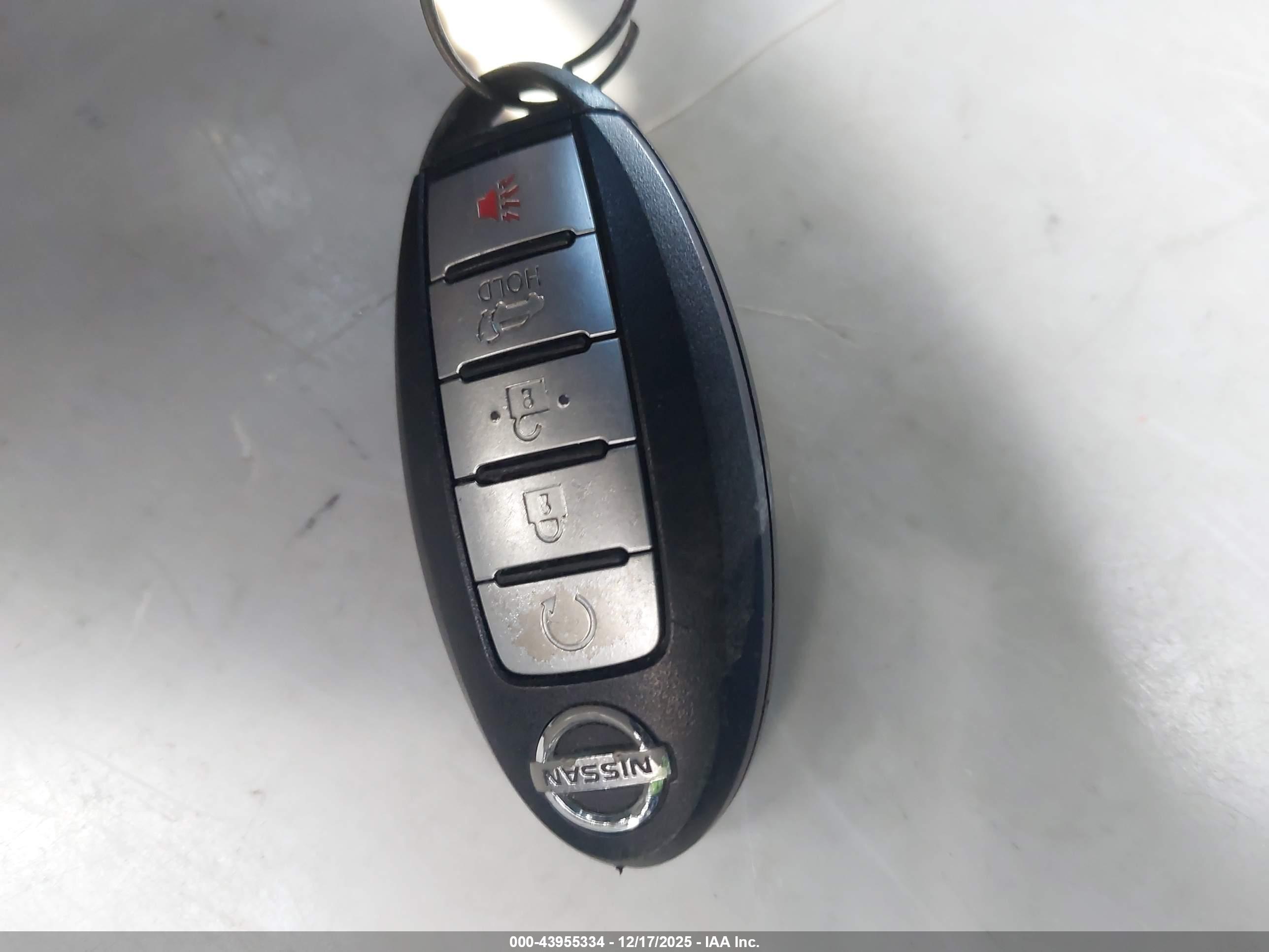 NISSAN ARMADA image 11